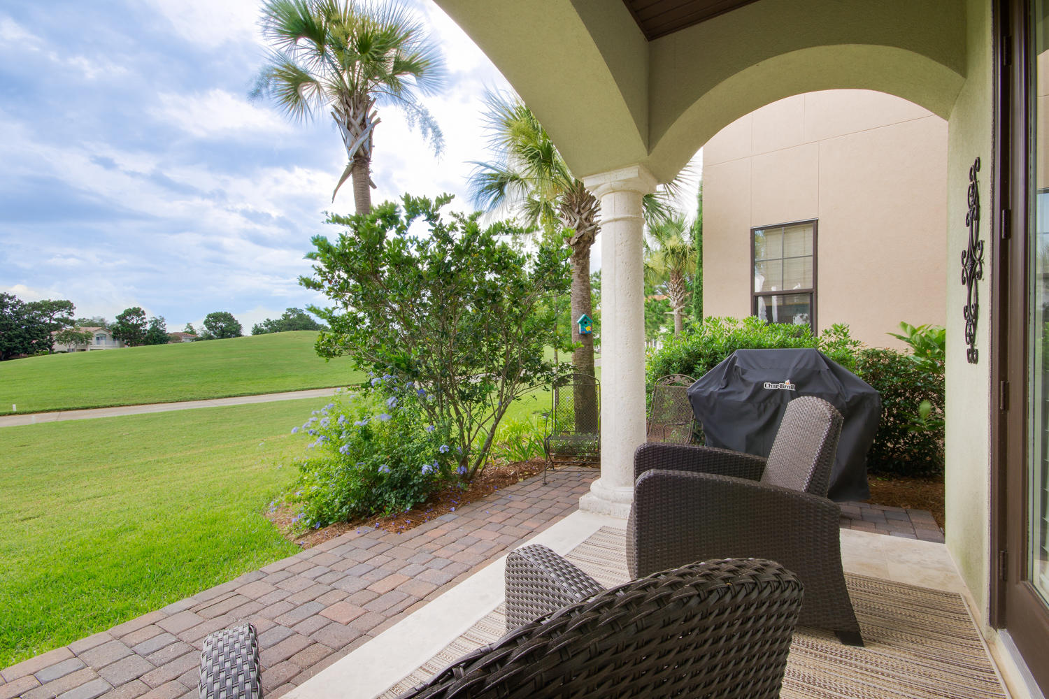 VILLA LAGO - Residential