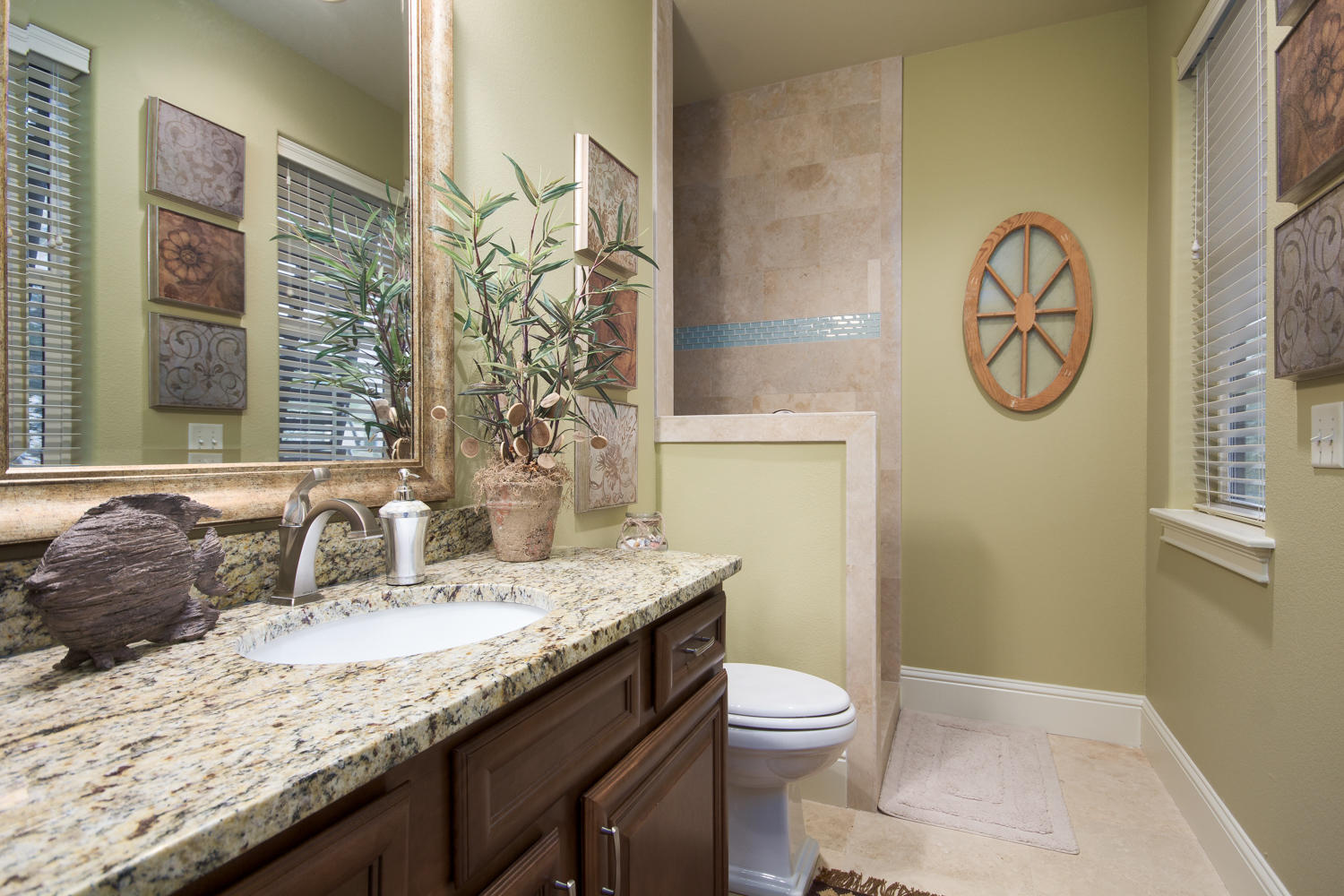 VILLA LAGO - Residential