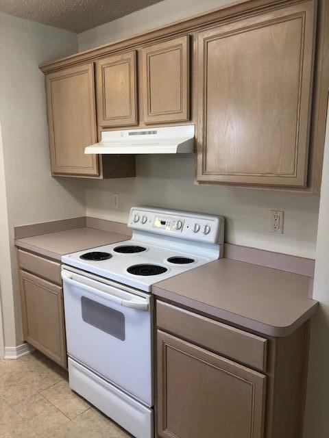 NORTHVIEW ESTATES 3RD ADDN - Residential