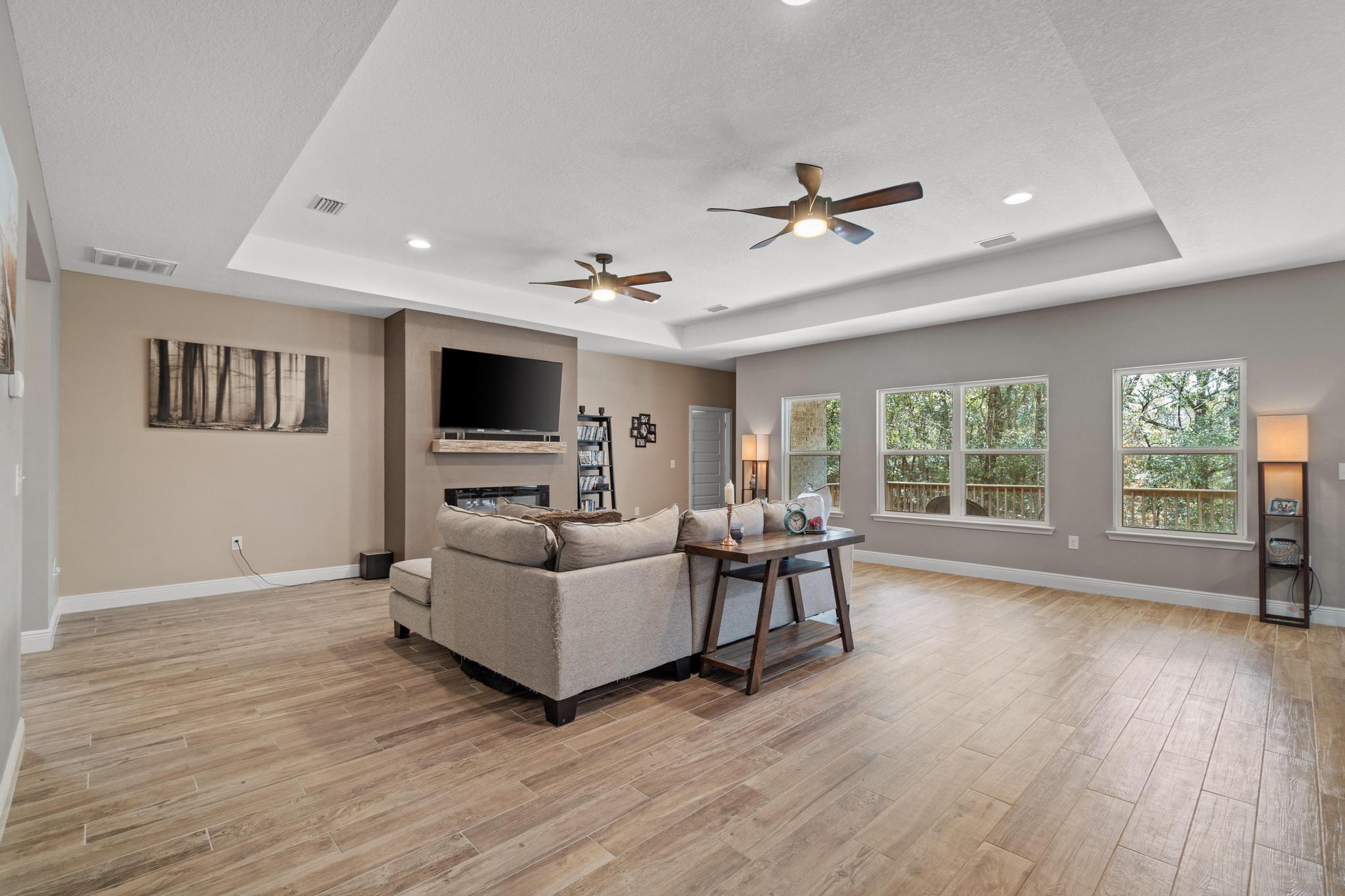 NO RECORDED SUBDIVISION - Residential