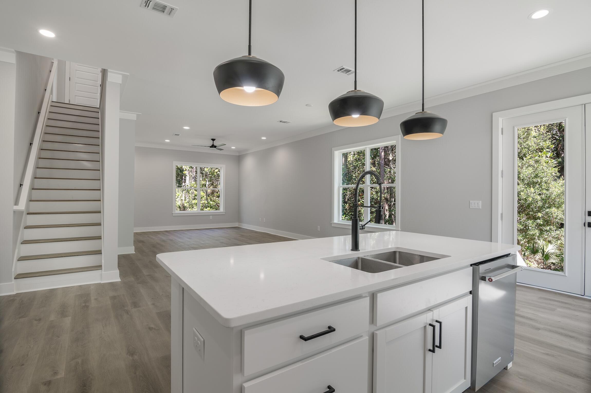 HIDDEN GROVE - Residential