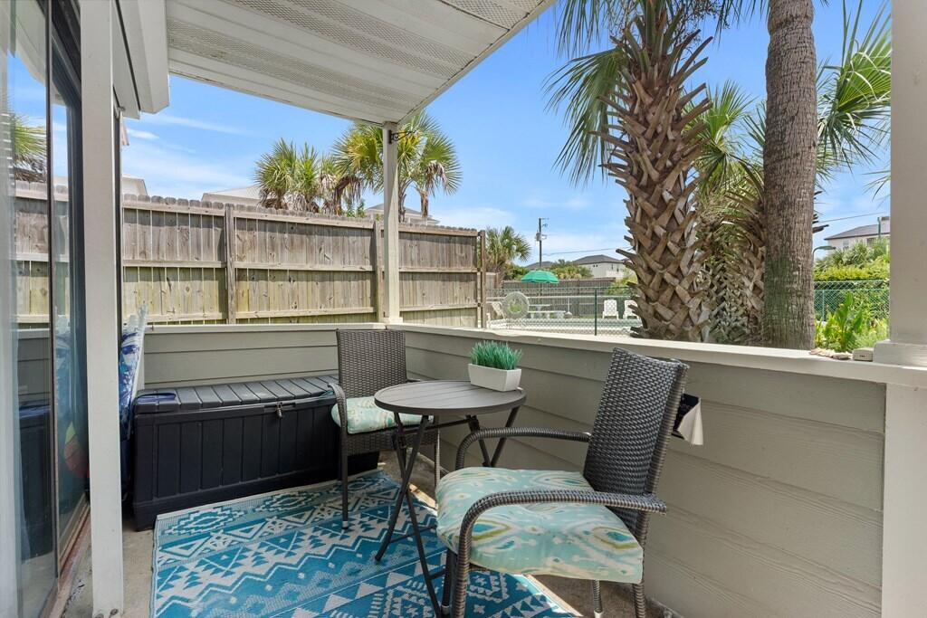 SURFSONG CONDO OF DESTIN - Residential