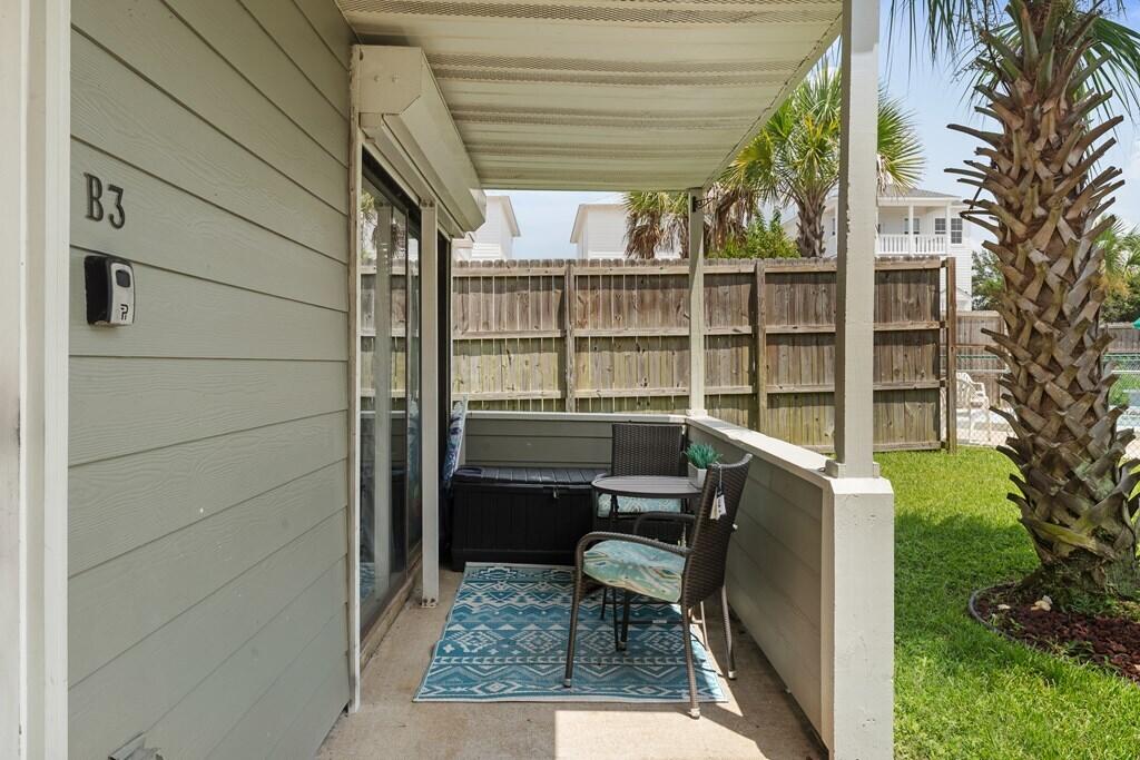 SURFSONG CONDO OF DESTIN - Residential