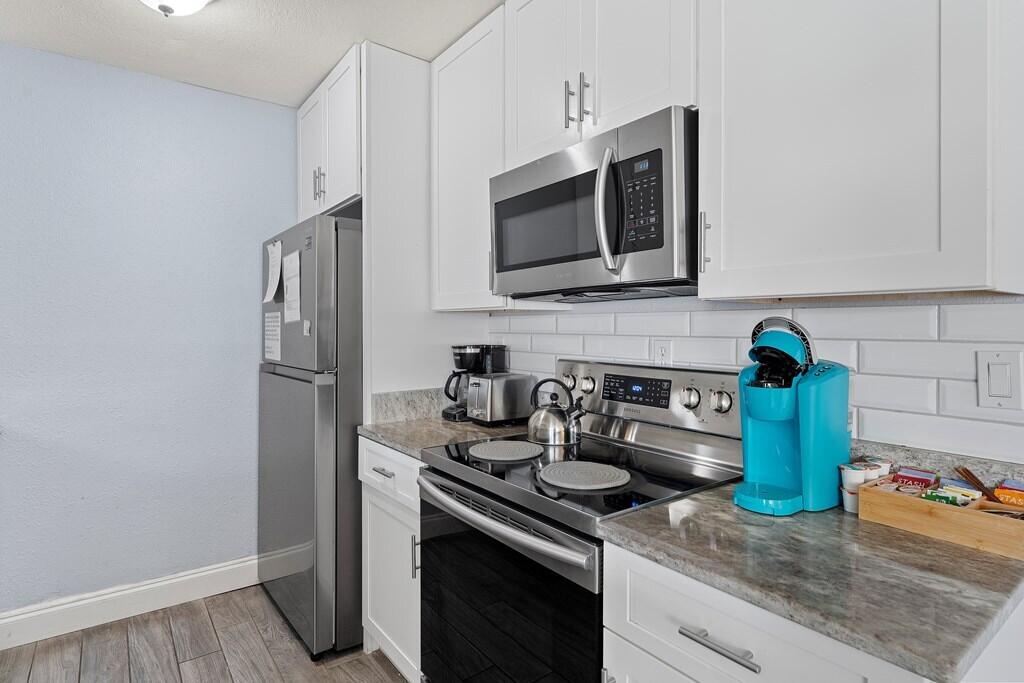 SURFSONG CONDO OF DESTIN - Residential