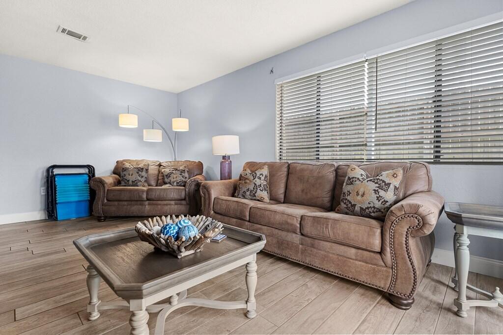 SURFSONG CONDO OF DESTIN - Residential