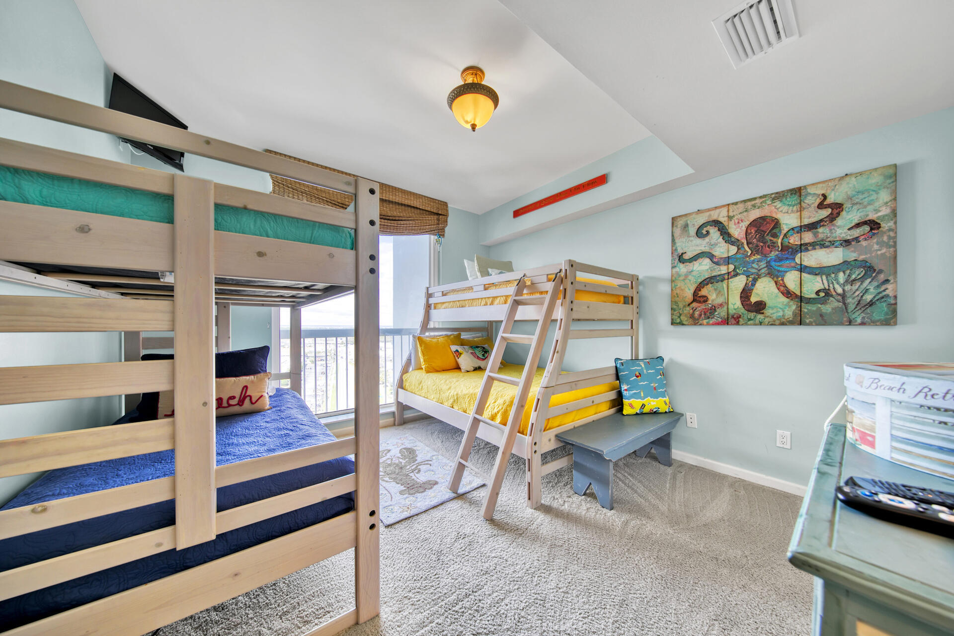 SILVER BEACH TOWERS - Residential