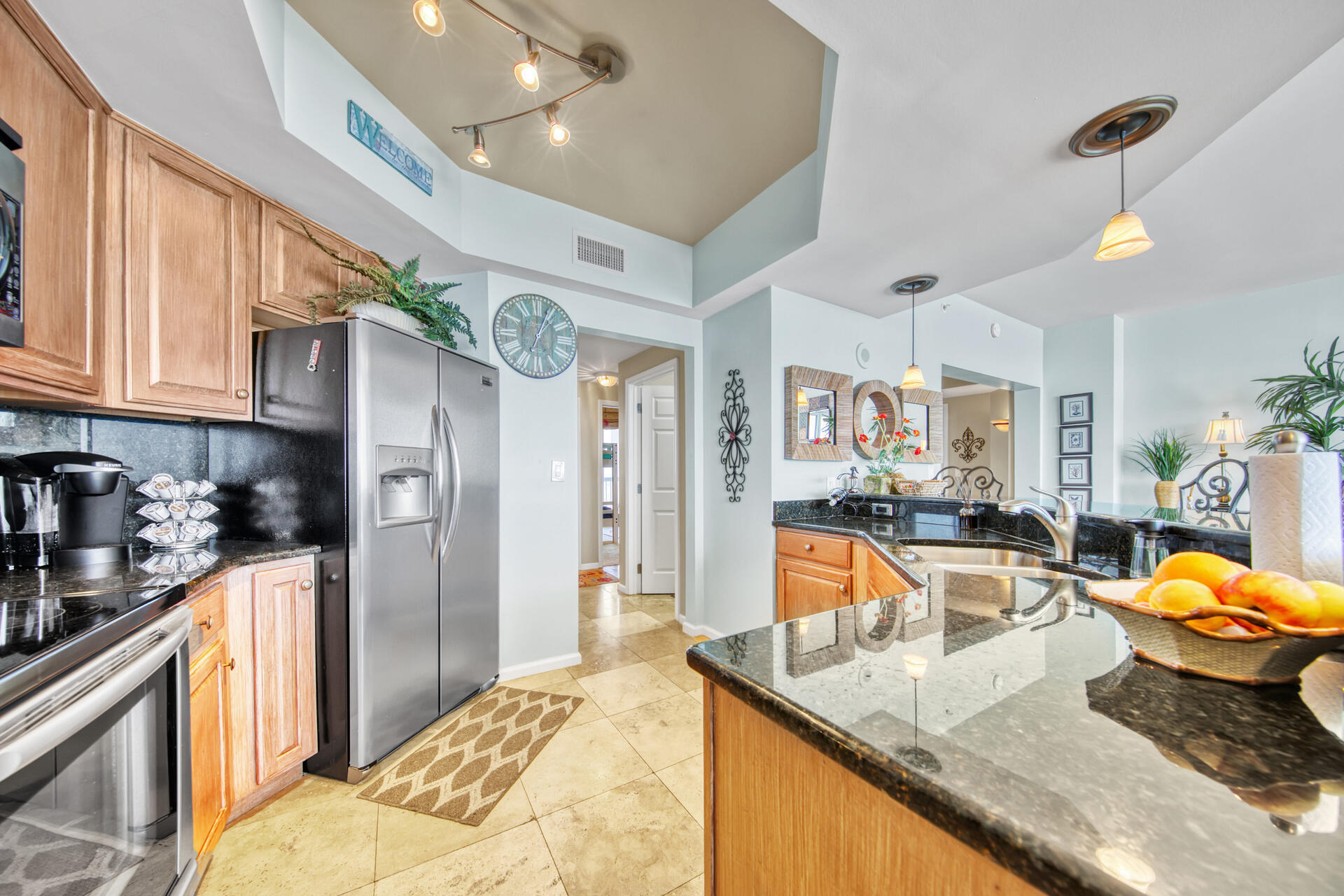 SILVER BEACH TOWERS - Residential