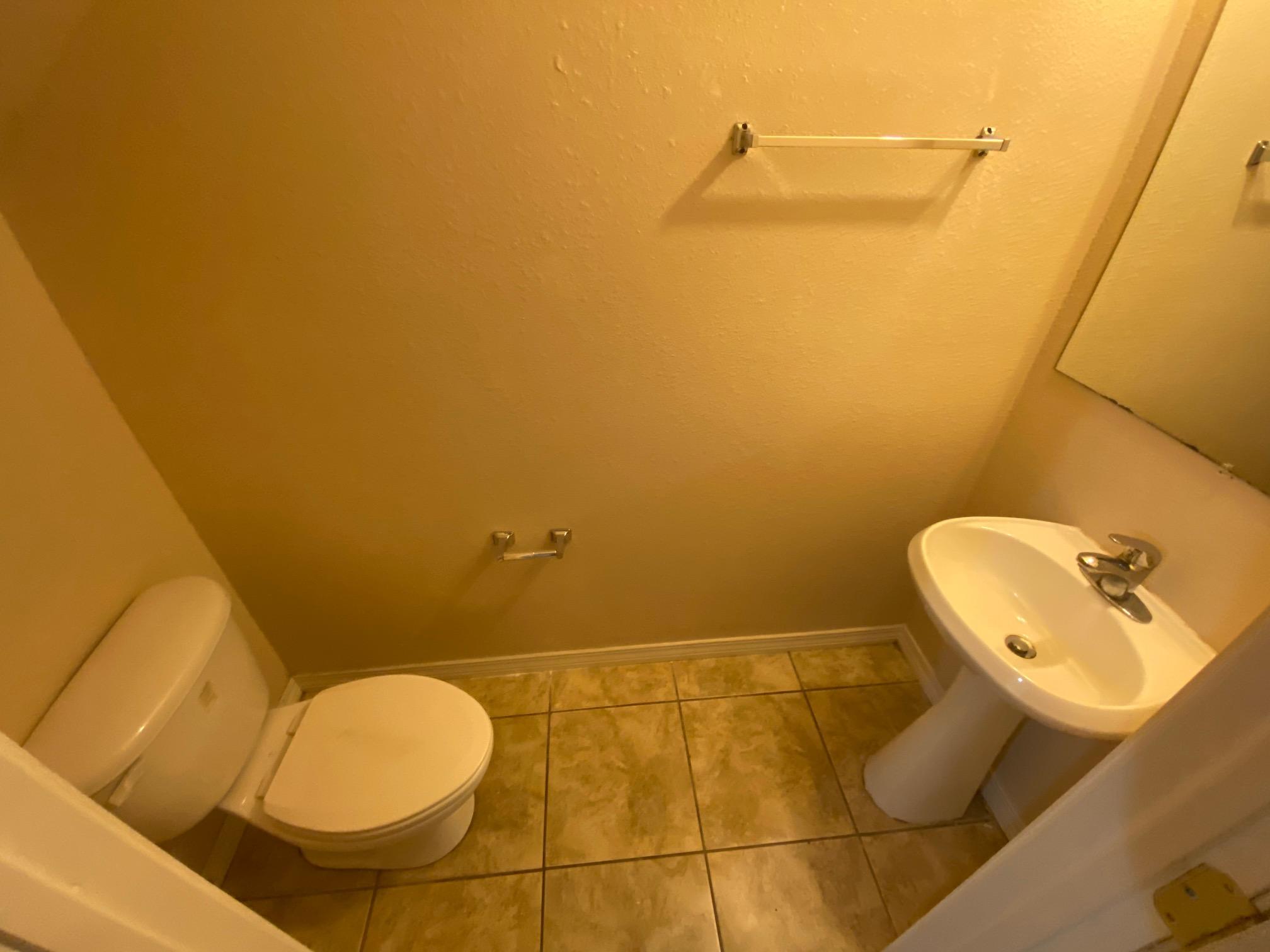 SHADY OAKS - Residential Lease