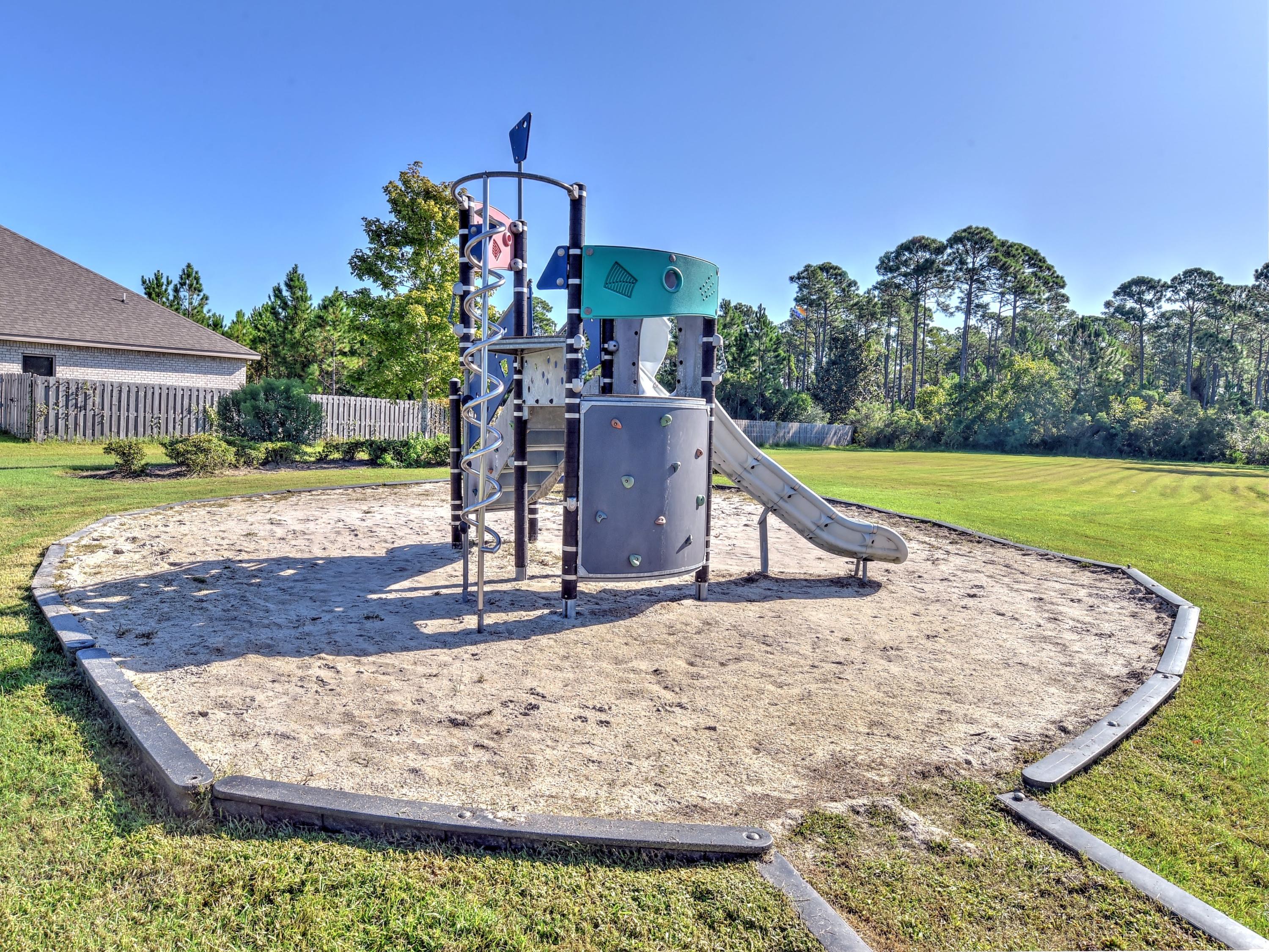 DRIFTWOOD ESTATES - Residential