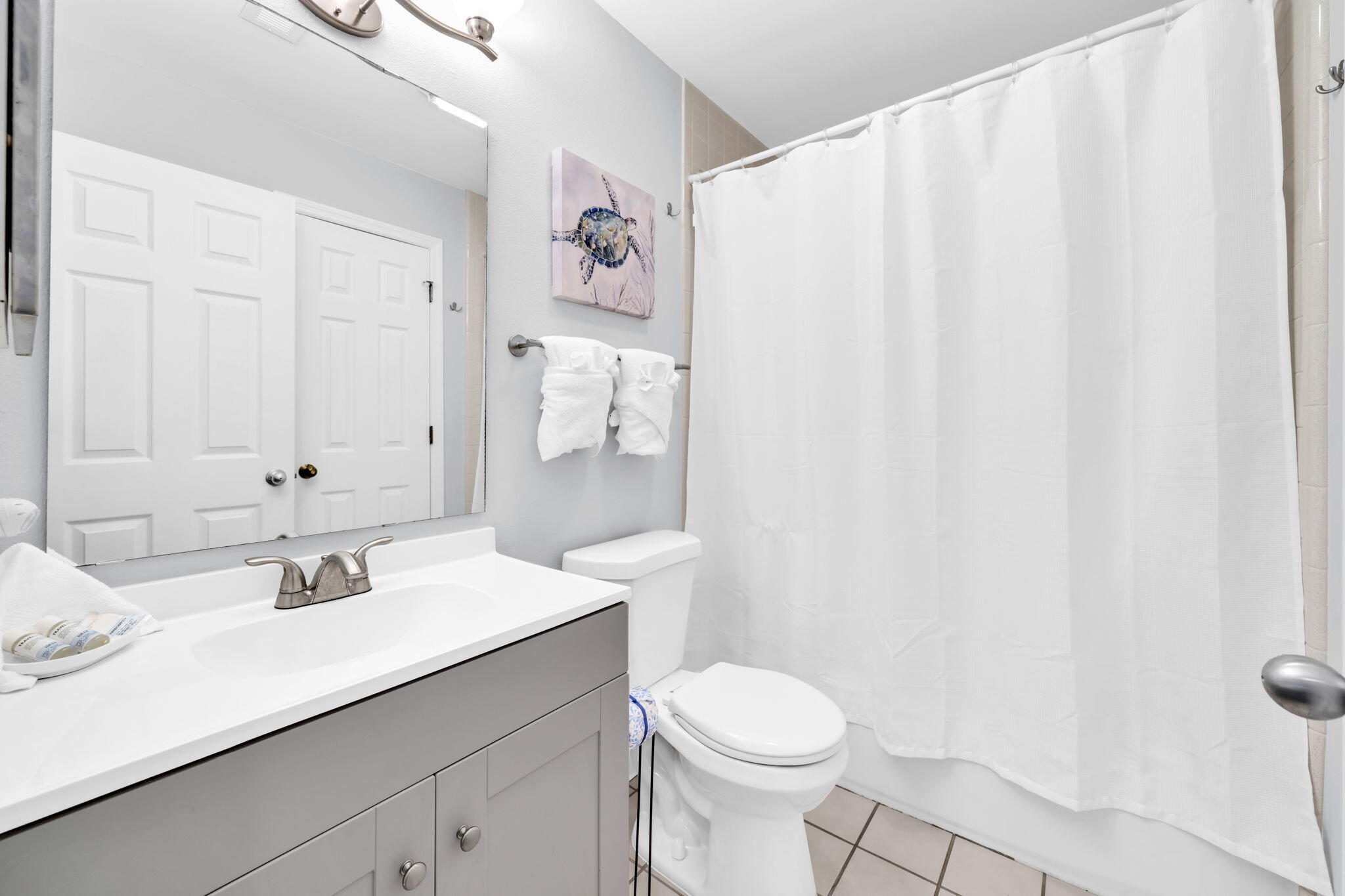 POINT OF VIEW CONDO - Residential