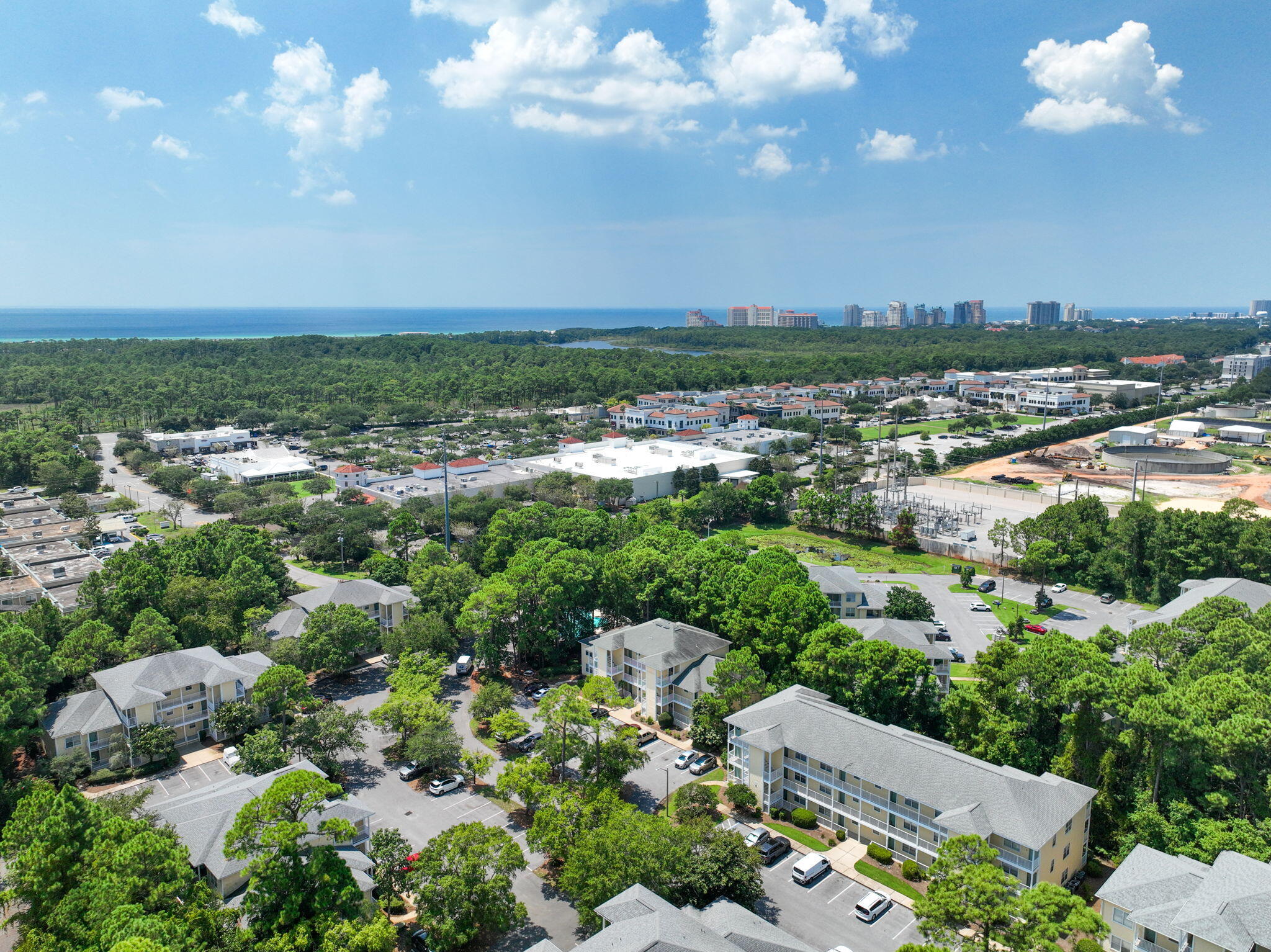 POINT OF VIEW CONDO - Residential