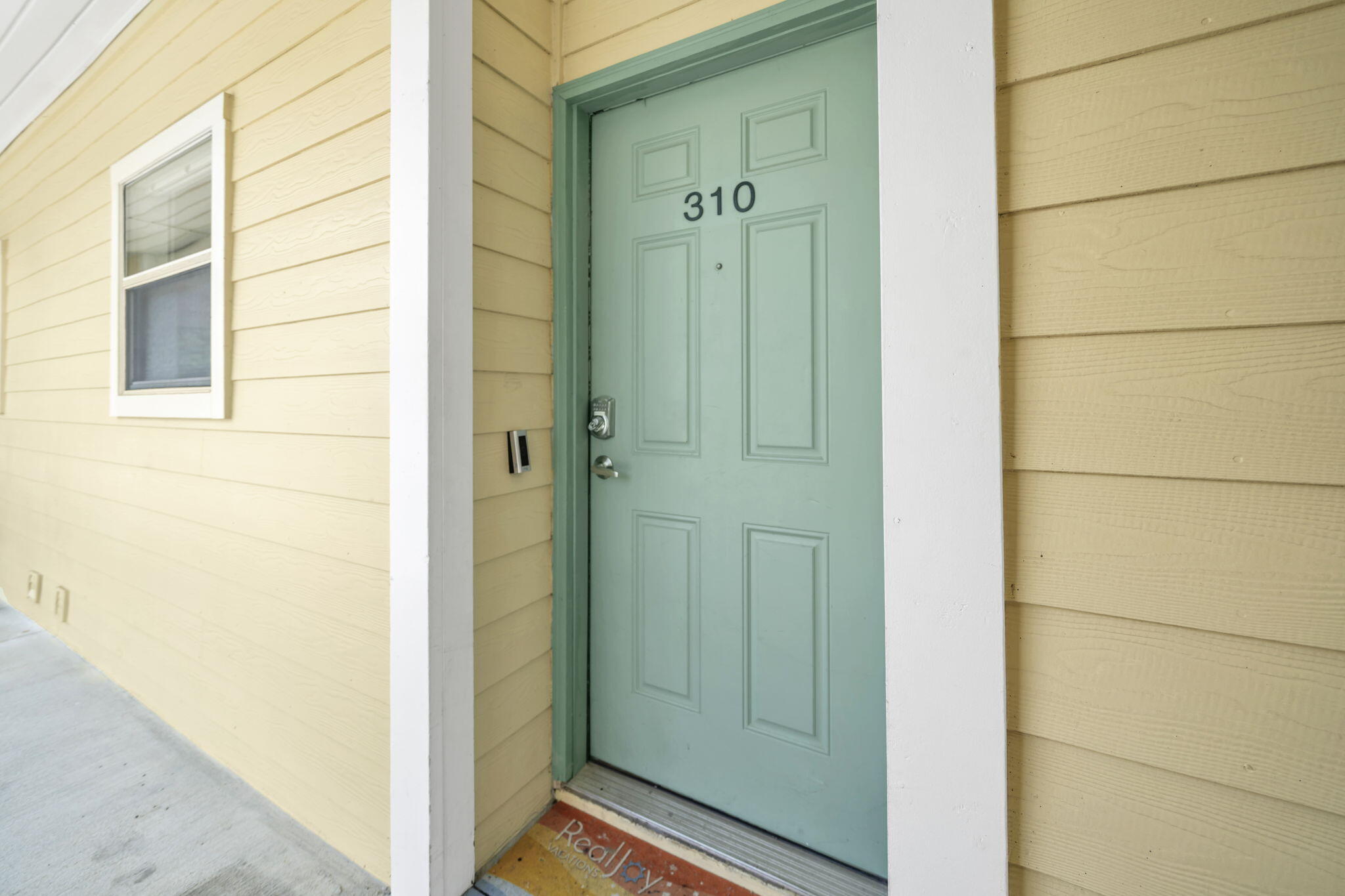 POINT OF VIEW CONDO - Residential