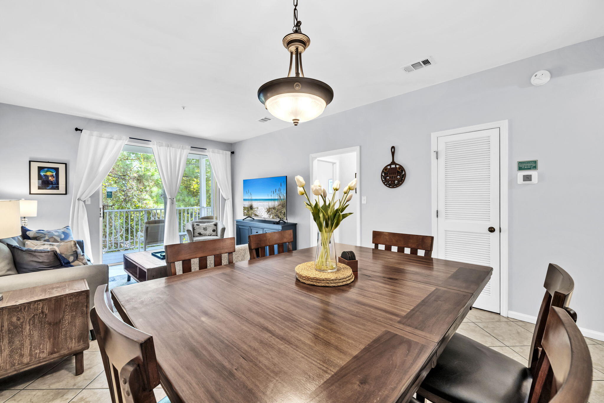 POINT OF VIEW CONDO - Residential