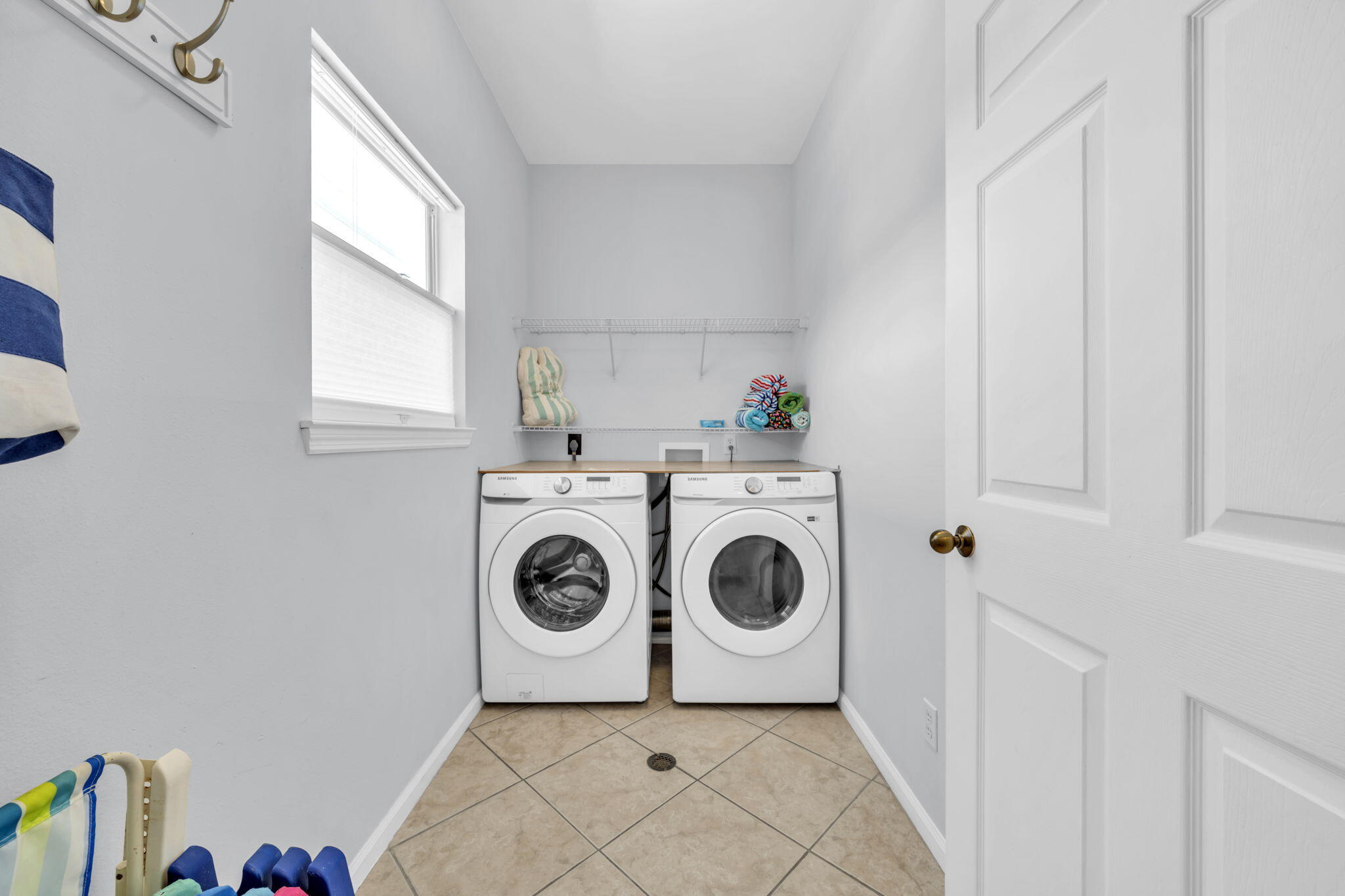 POINT OF VIEW CONDO - Residential