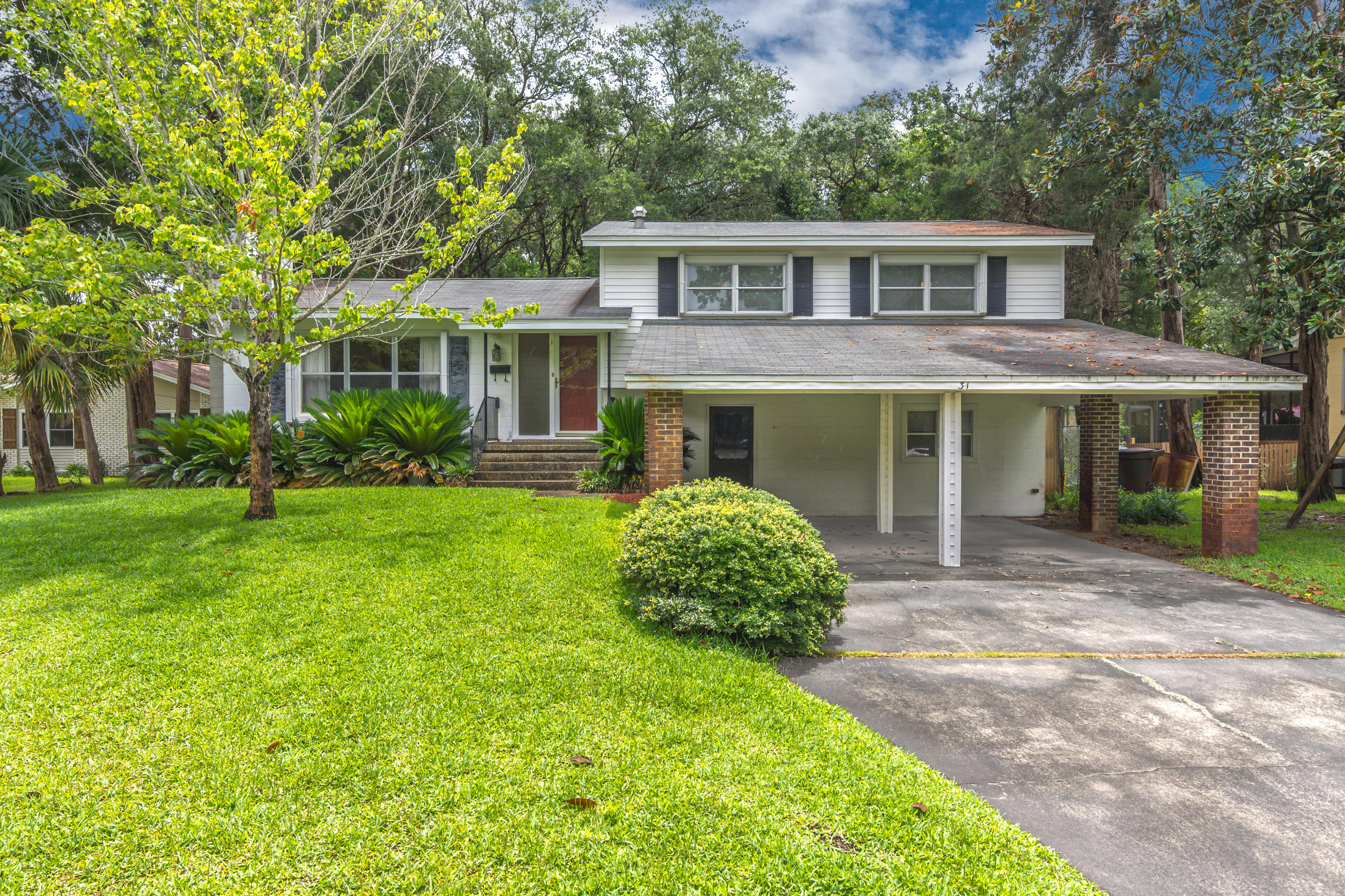 VILLA RUSS PARK - Residential