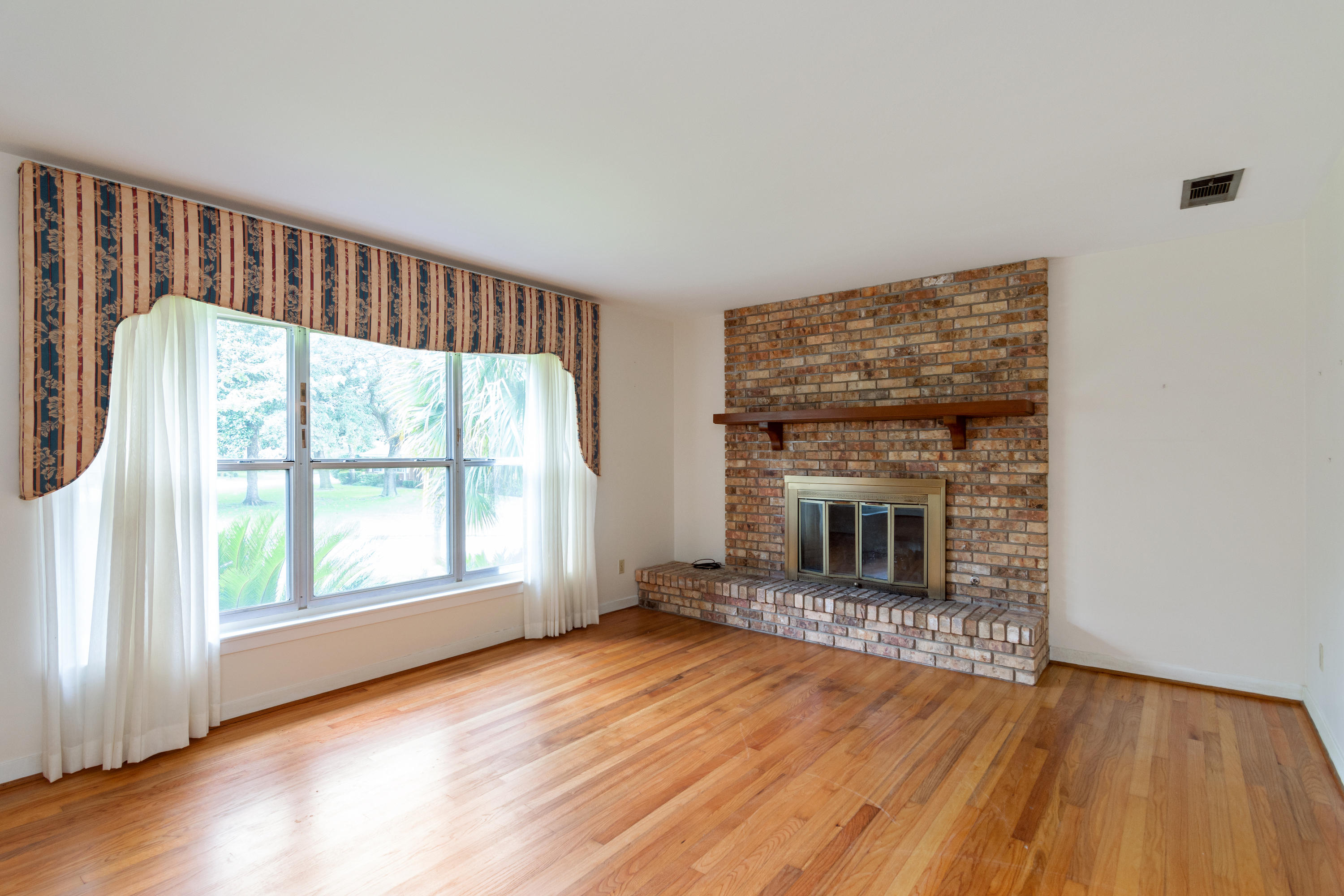 VILLA RUSS PARK - Residential