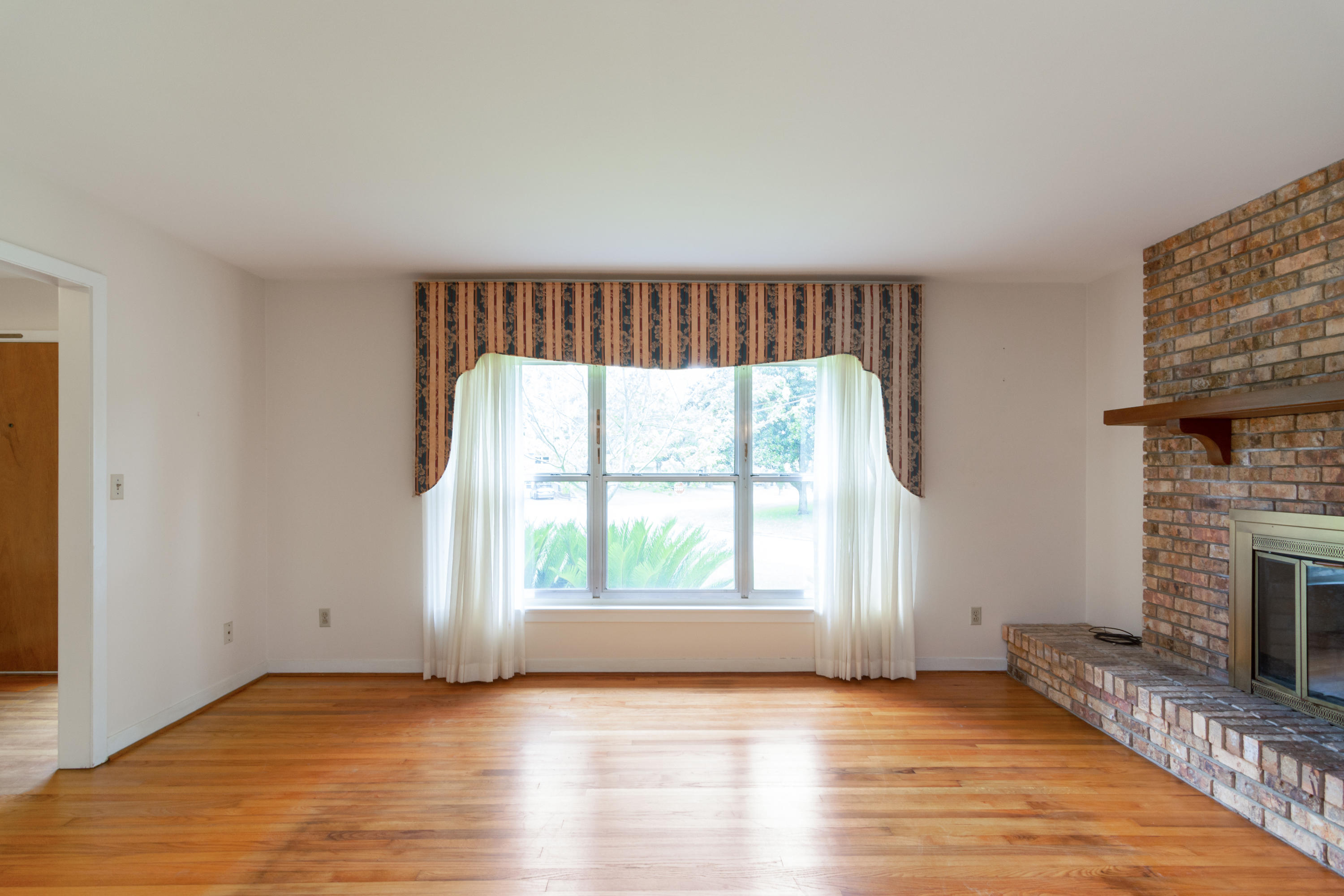 VILLA RUSS PARK - Residential