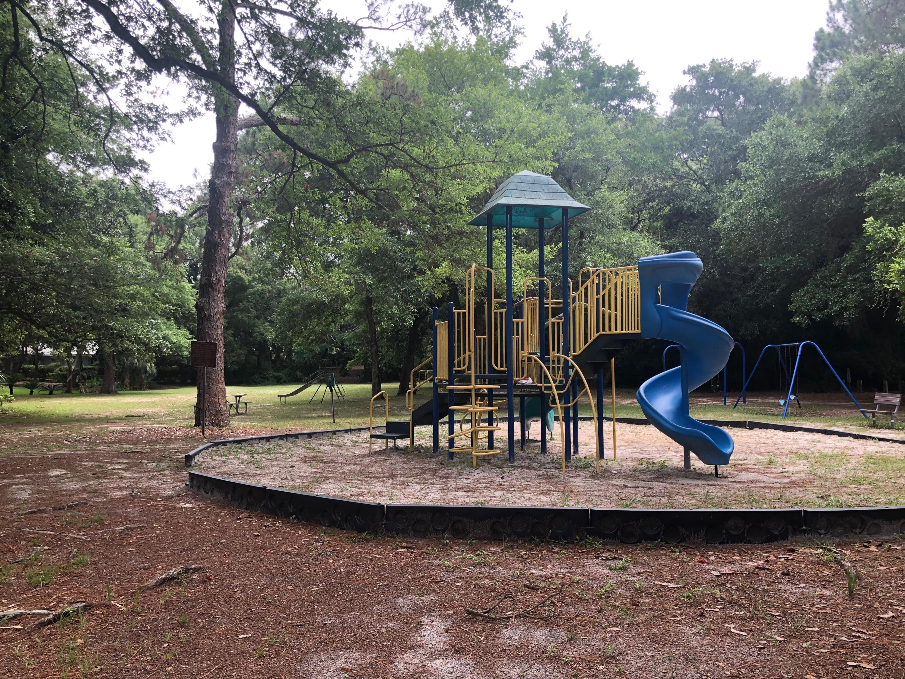 VILLA RUSS PARK - Residential