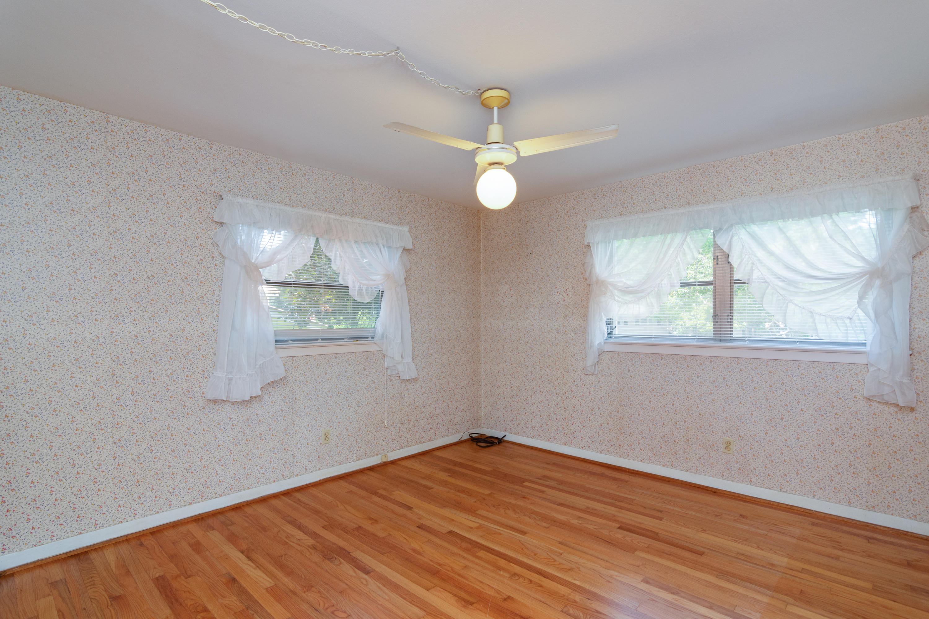 VILLA RUSS PARK - Residential