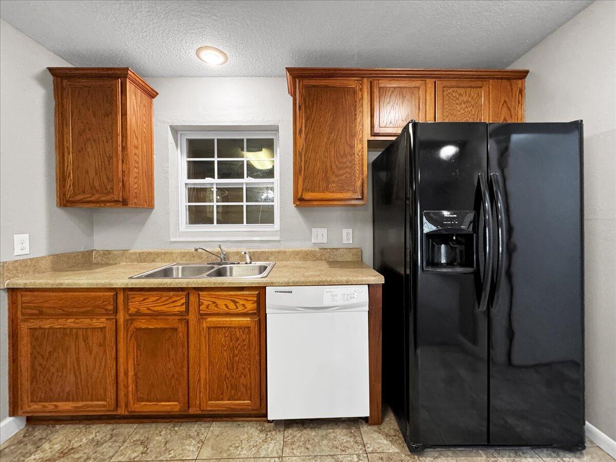 NONESUCH WAY - Residential