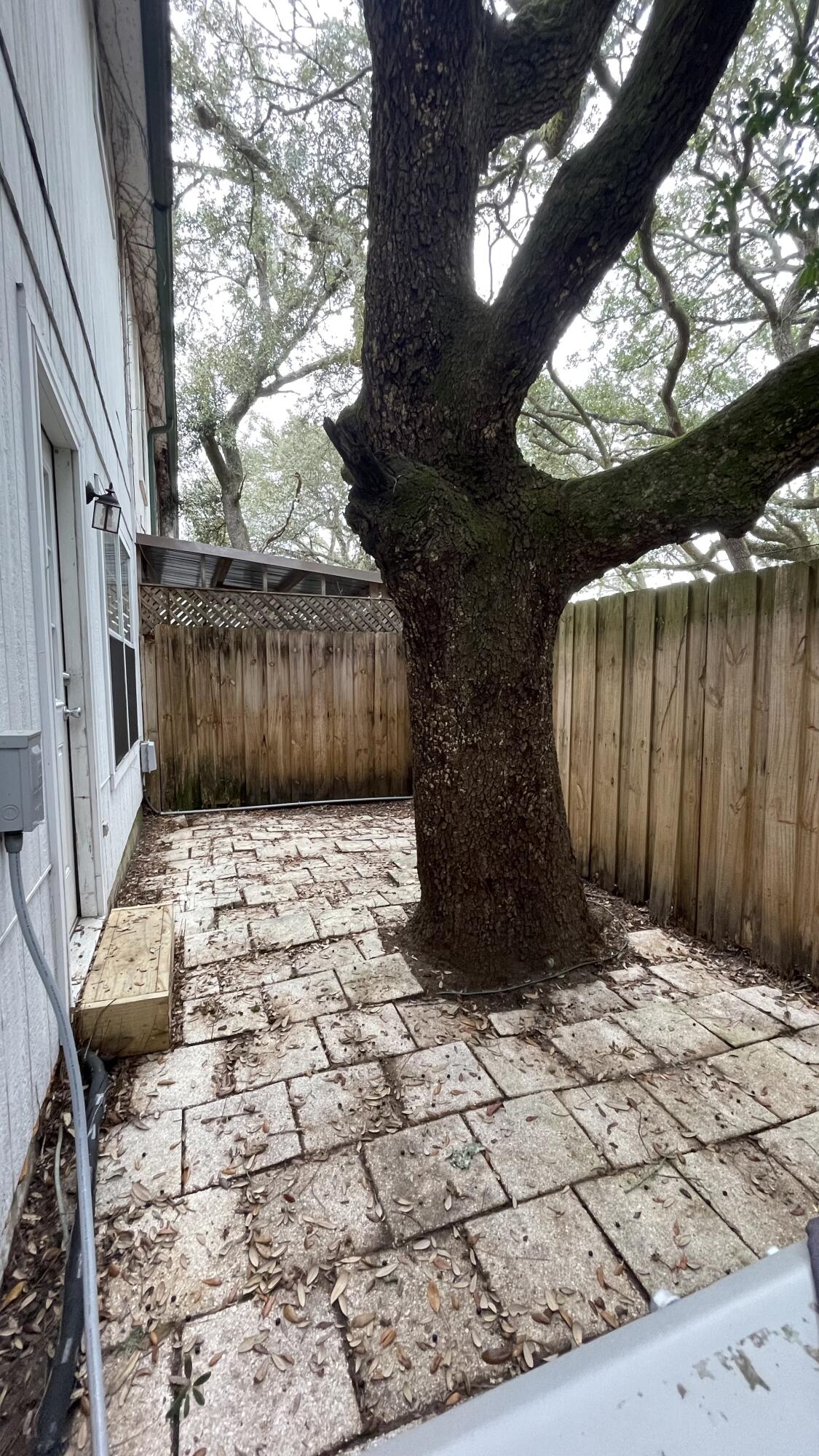 WILSON SQUARE T/H - Residential