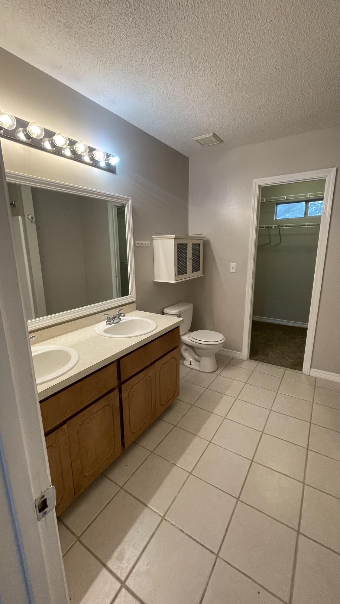 WILSON SQUARE T/H - Residential