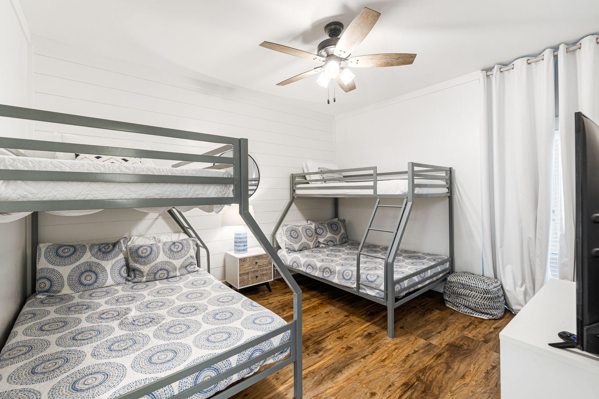 HIGH POINTE RESORT CONDO - Residential