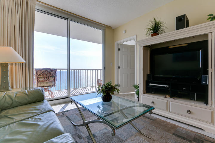 MAJESTIC BEACH TOWERS II - Residential