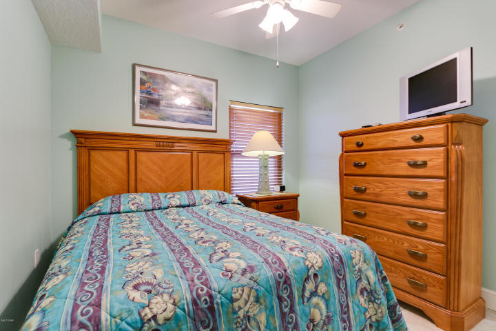 MAJESTIC BEACH TOWERS II - Residential