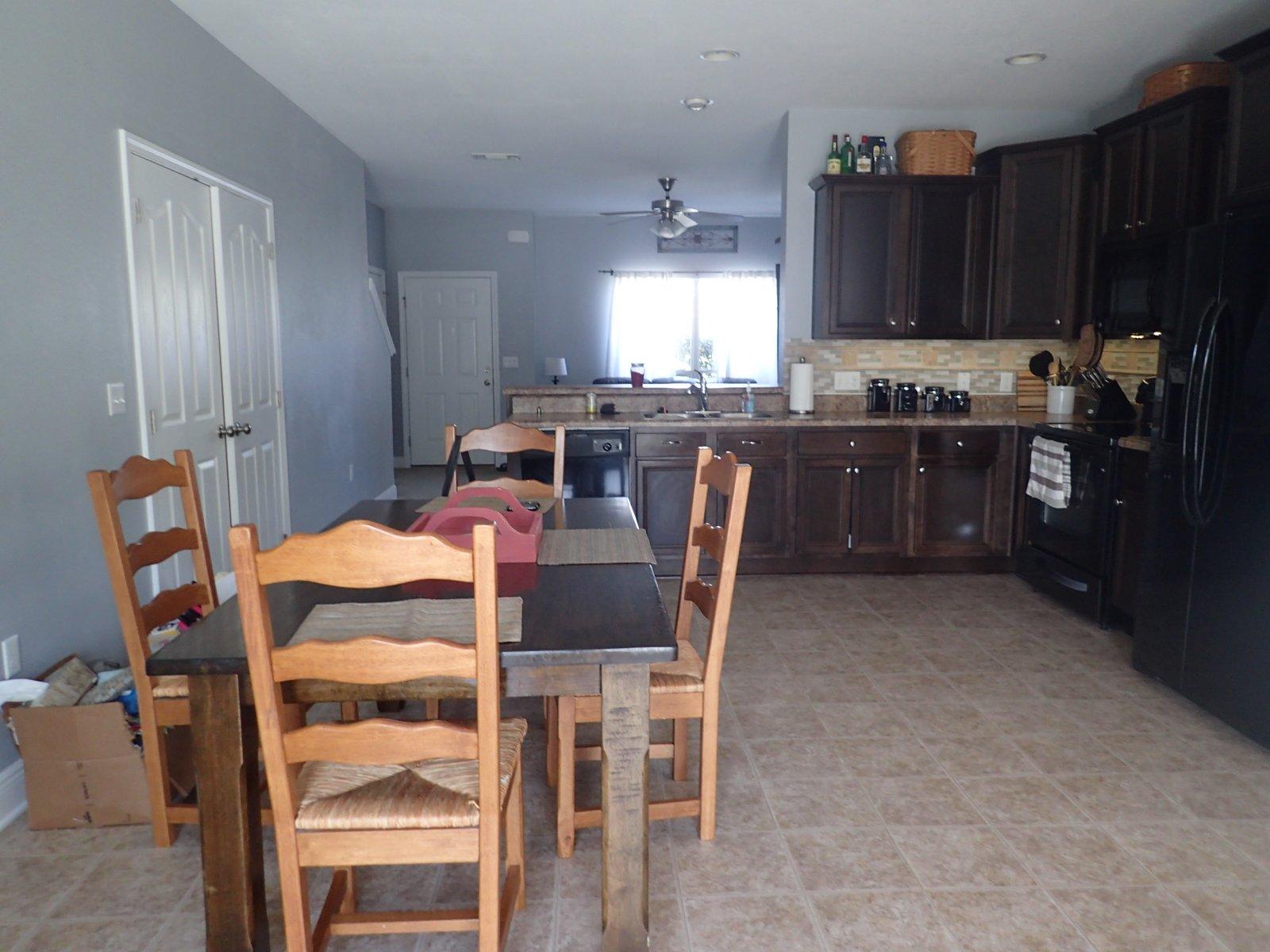 ROLLING RIDGE - Residential