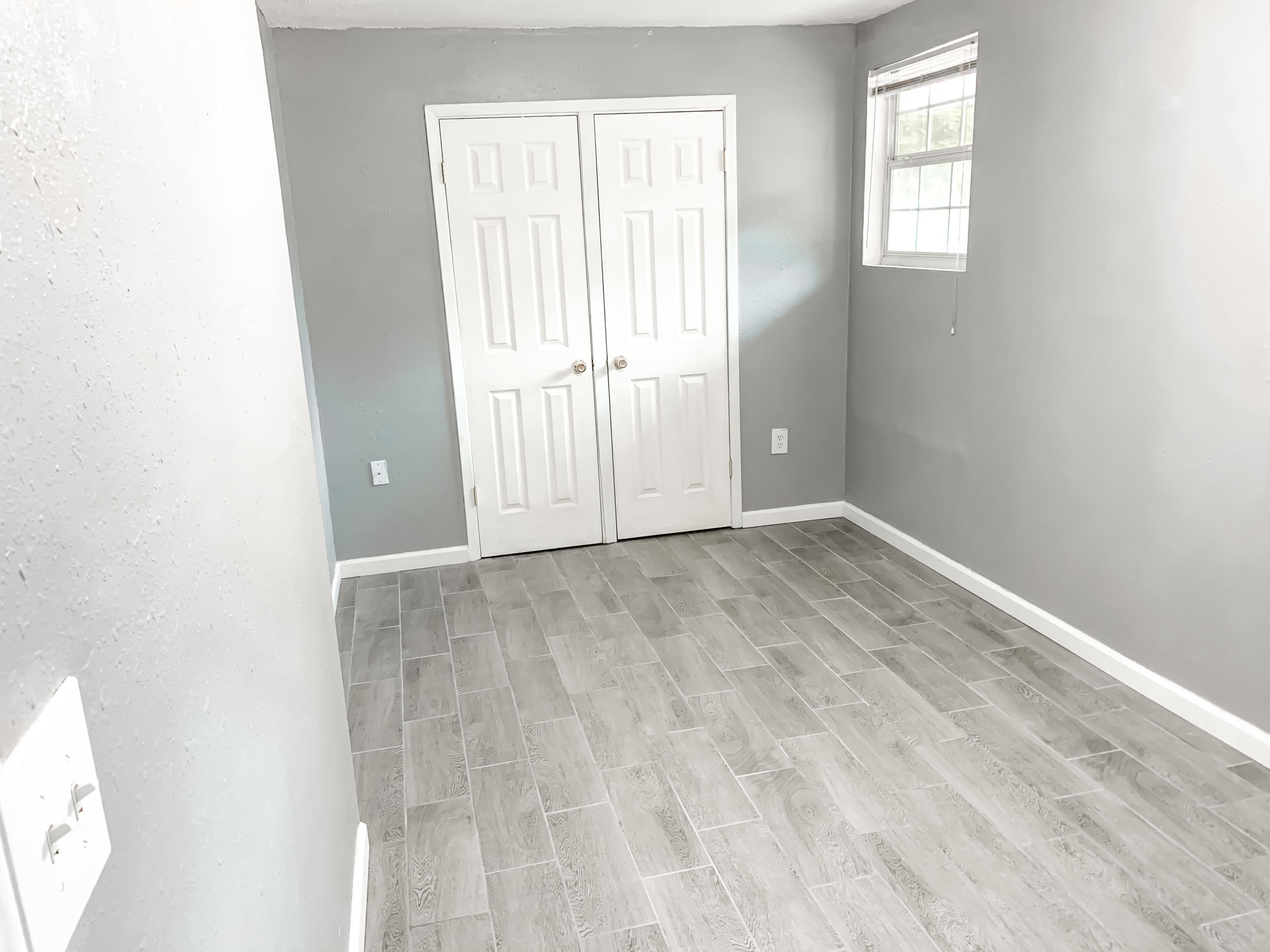 BRADYS S/D - Residential