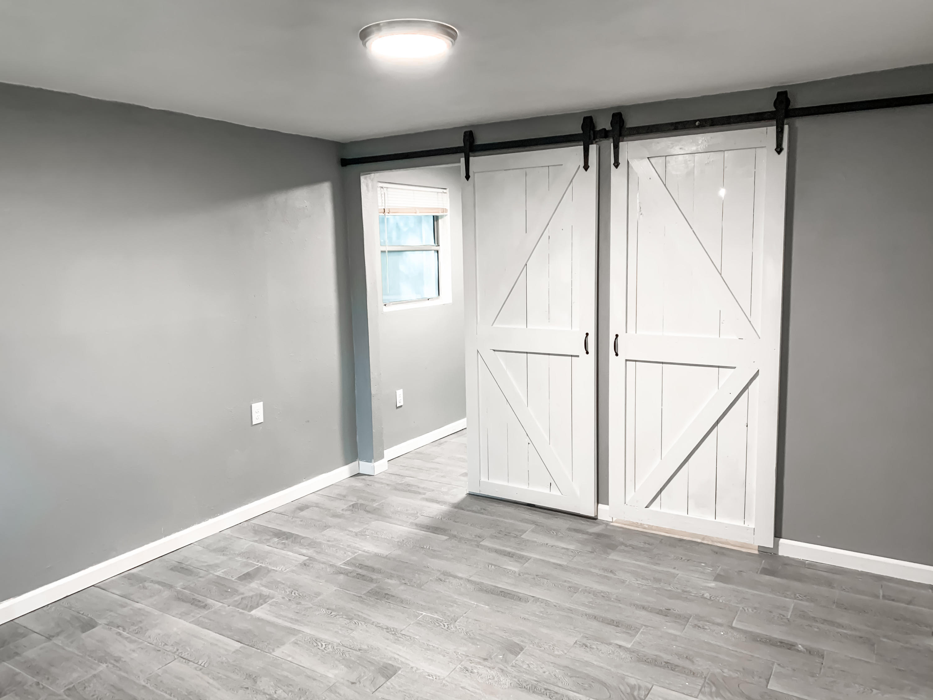 BRADYS S/D - Residential