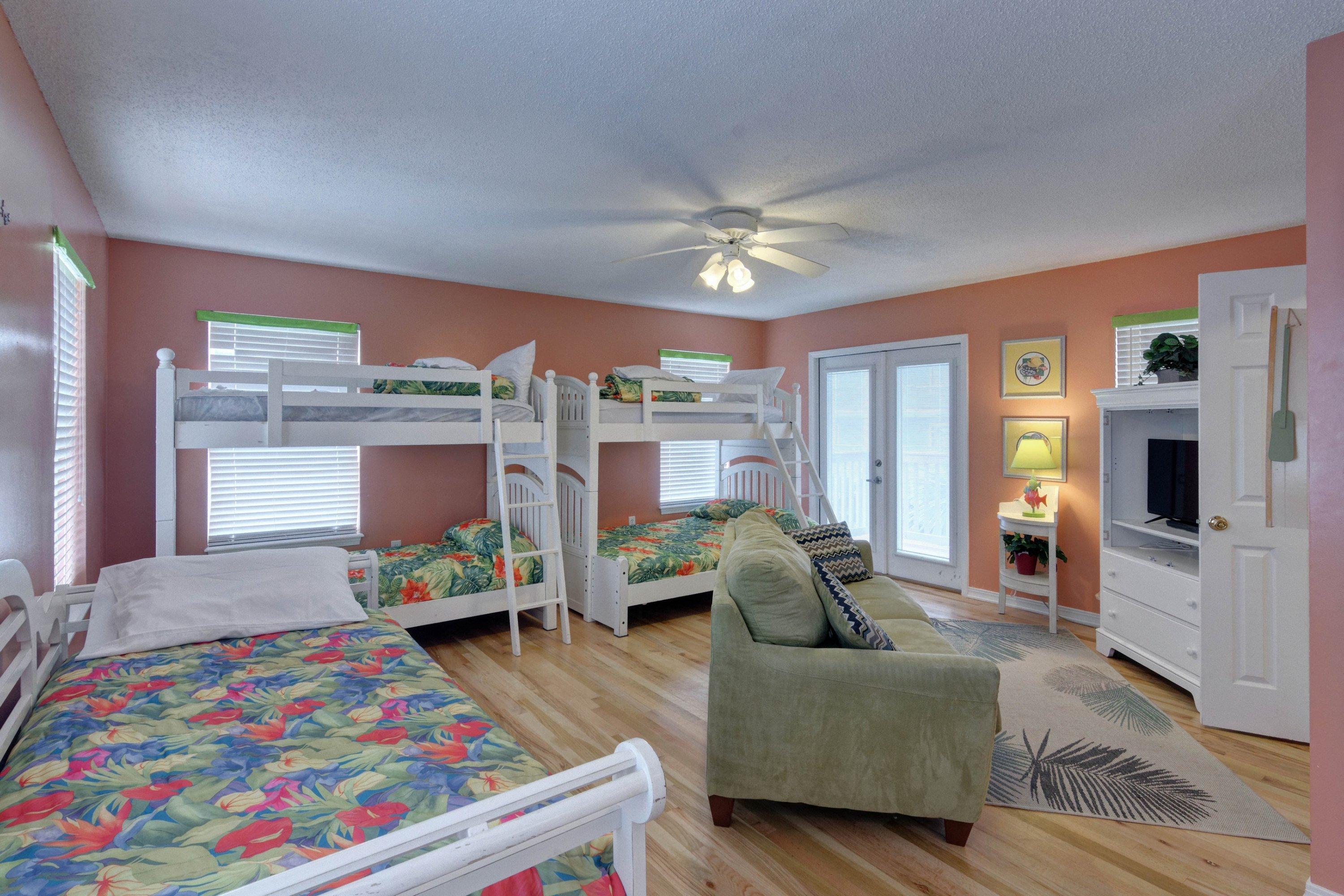 SEA DUNES ESTATES - Residential