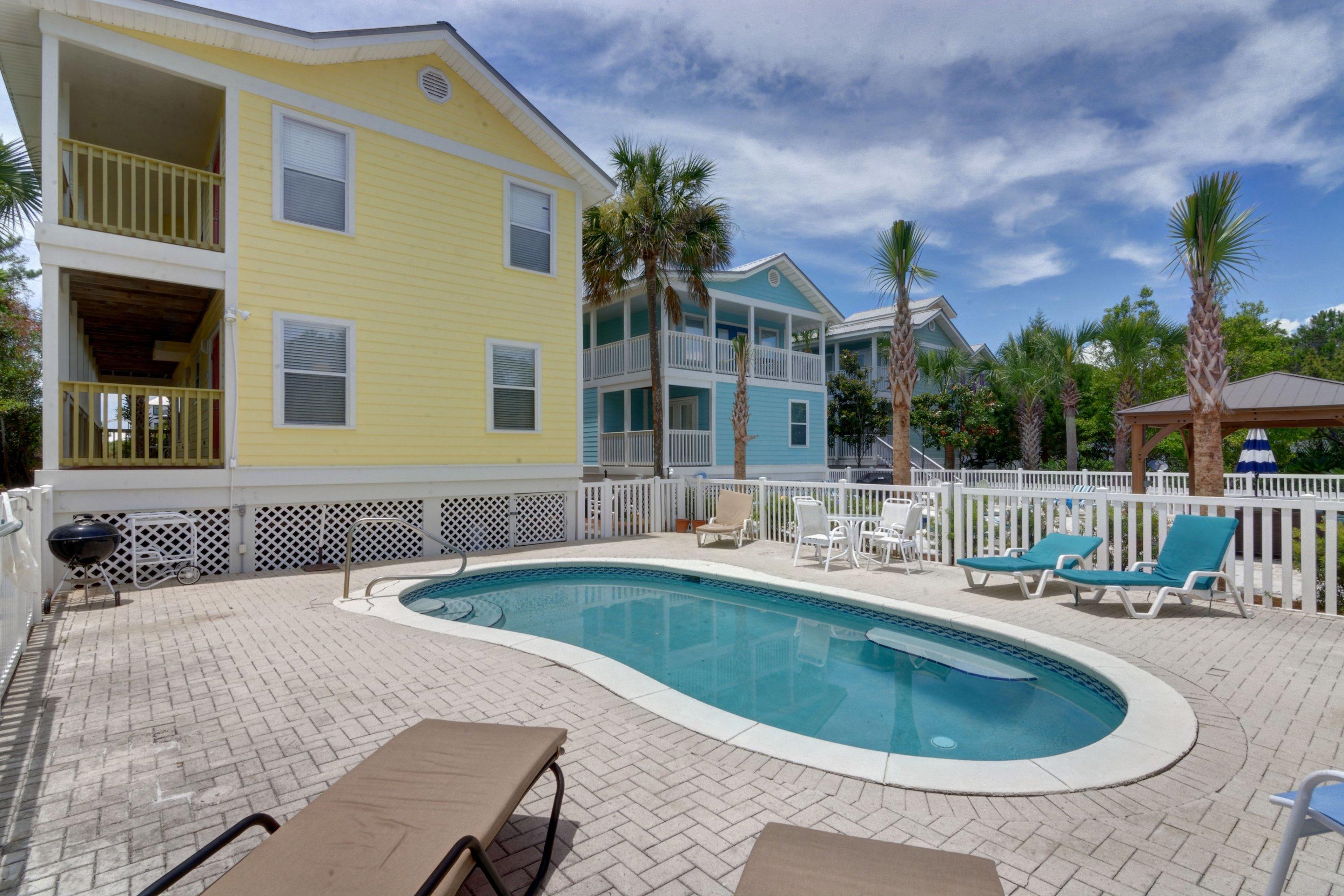 SEA DUNES ESTATES - Residential