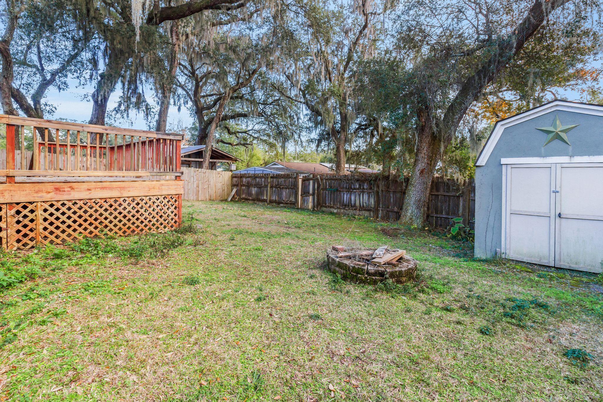 HELMS & ALLEN - Residential Lease