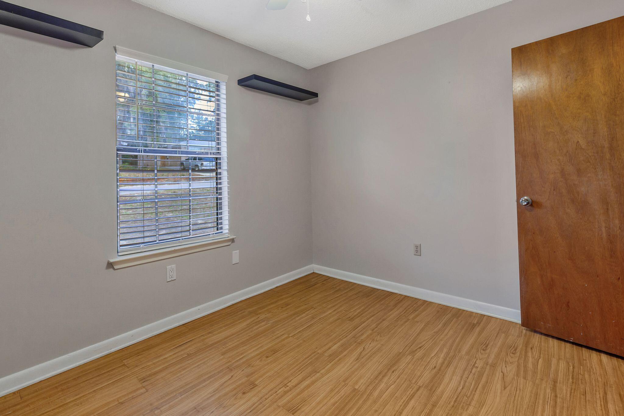 HELMS & ALLEN - Residential Lease