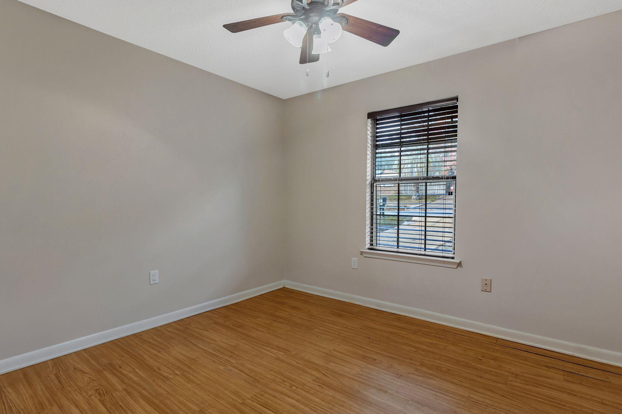 HELMS & ALLEN - Residential Lease