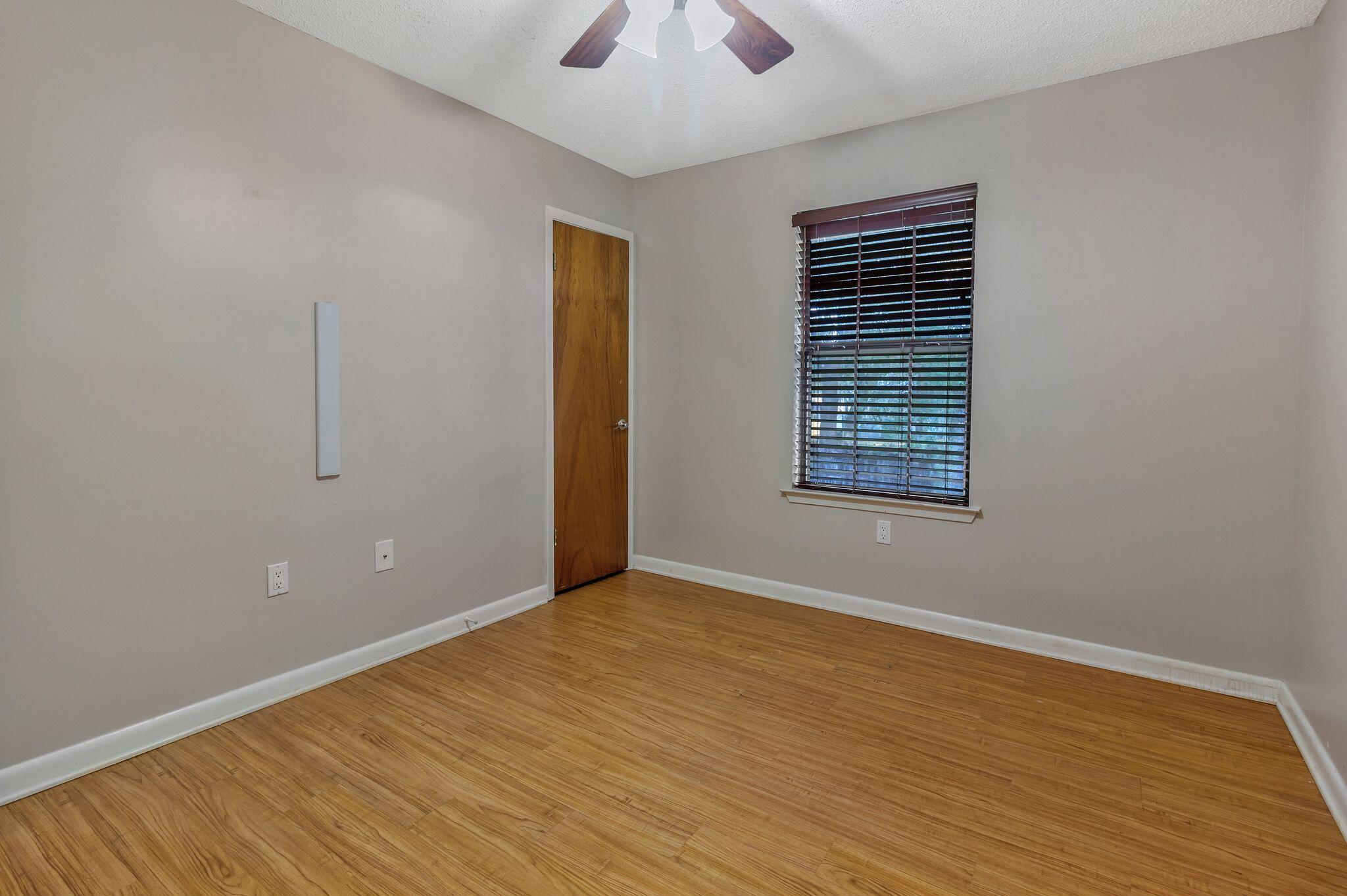 HELMS & ALLEN - Residential Lease