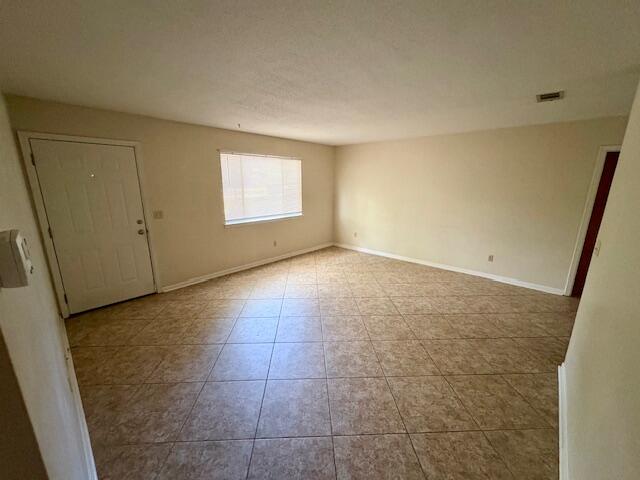 PORT DIXIE - Residential Lease