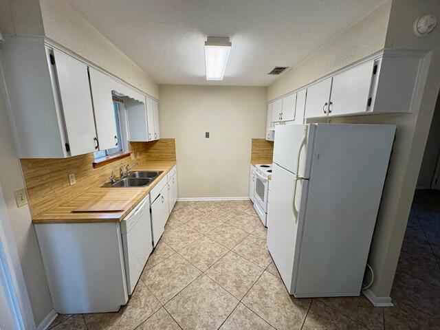 PORT DIXIE - Residential Lease