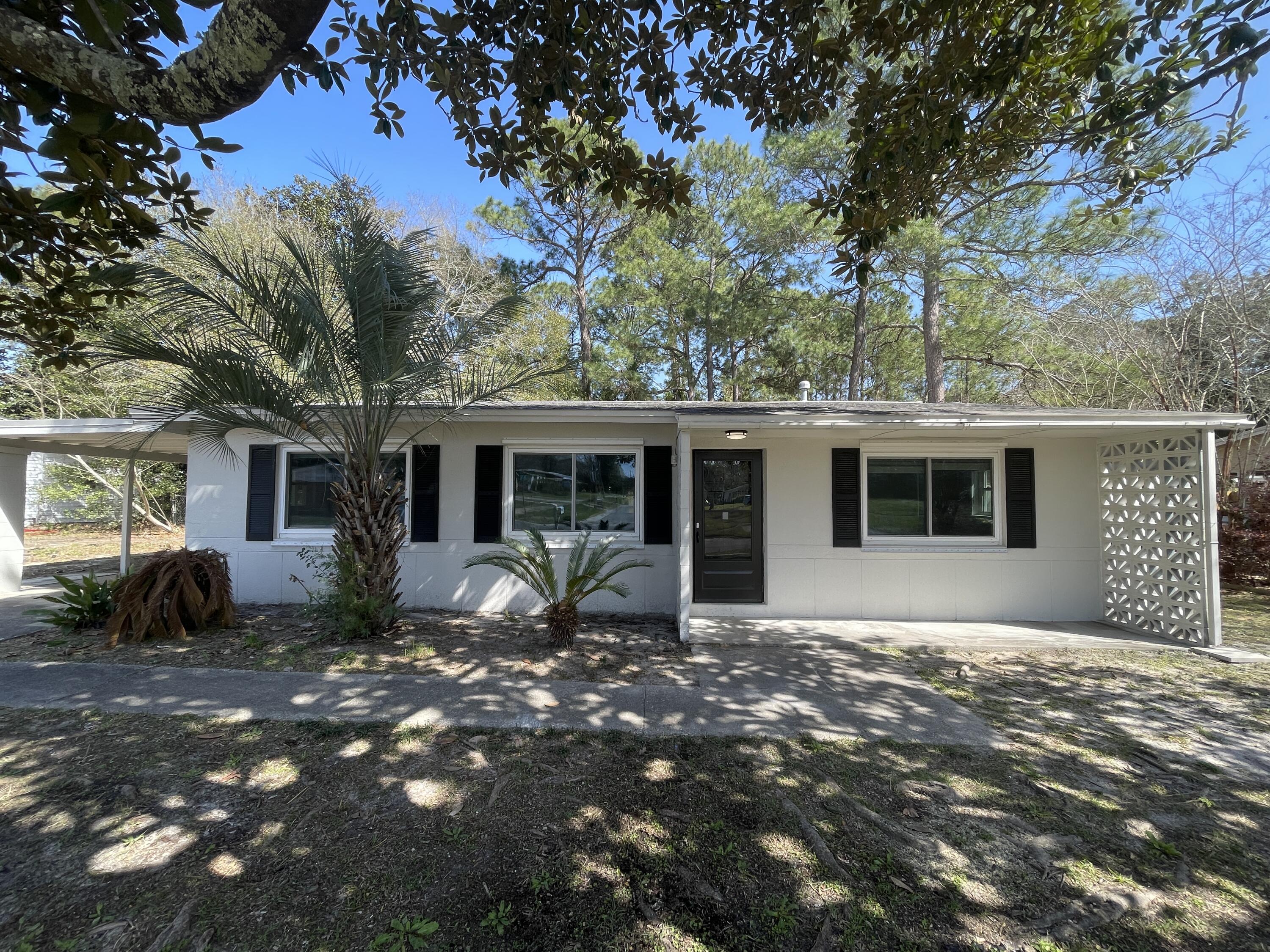 OAK TREE PARK - Residential