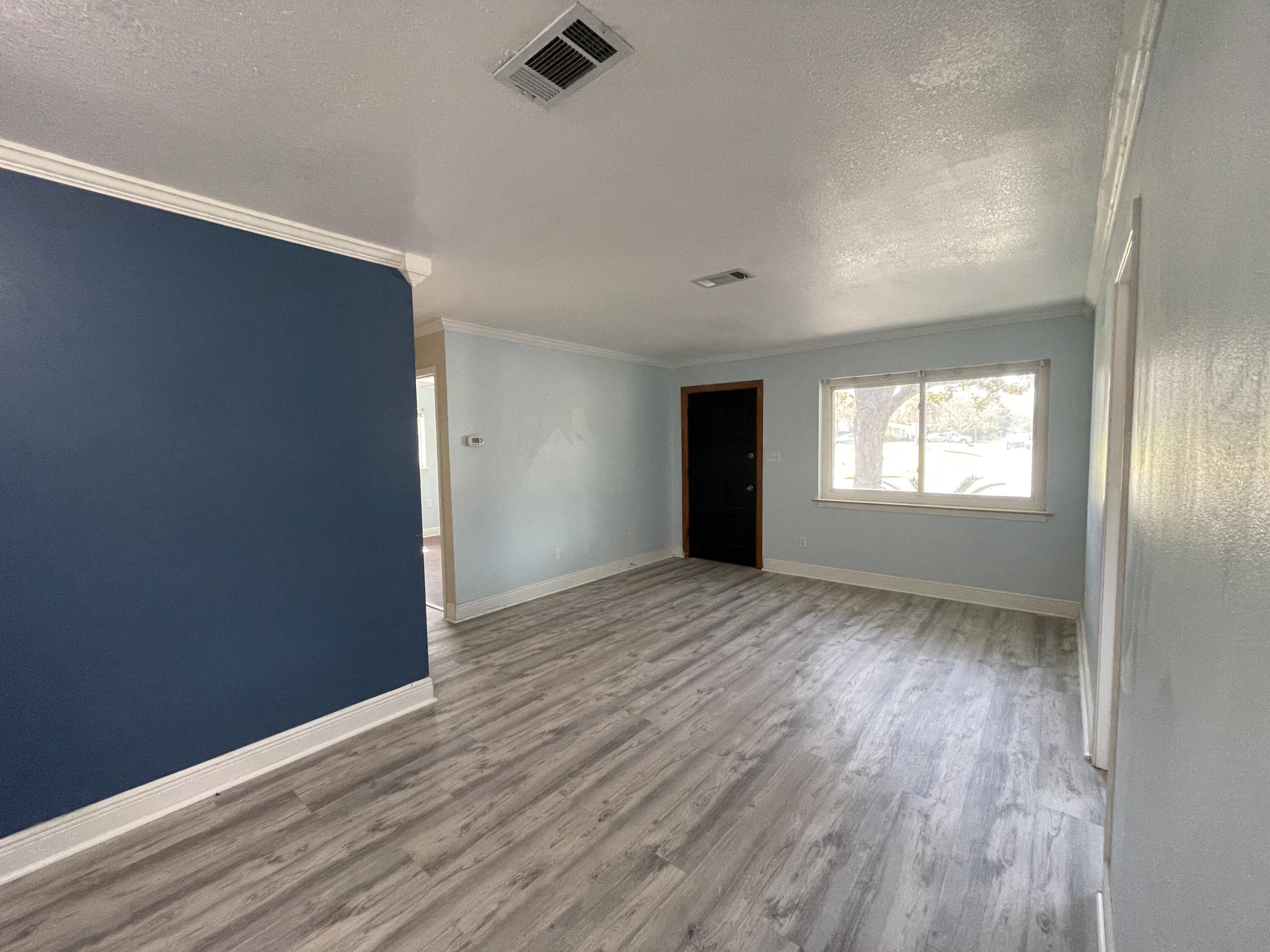 OAK TREE PARK - Residential