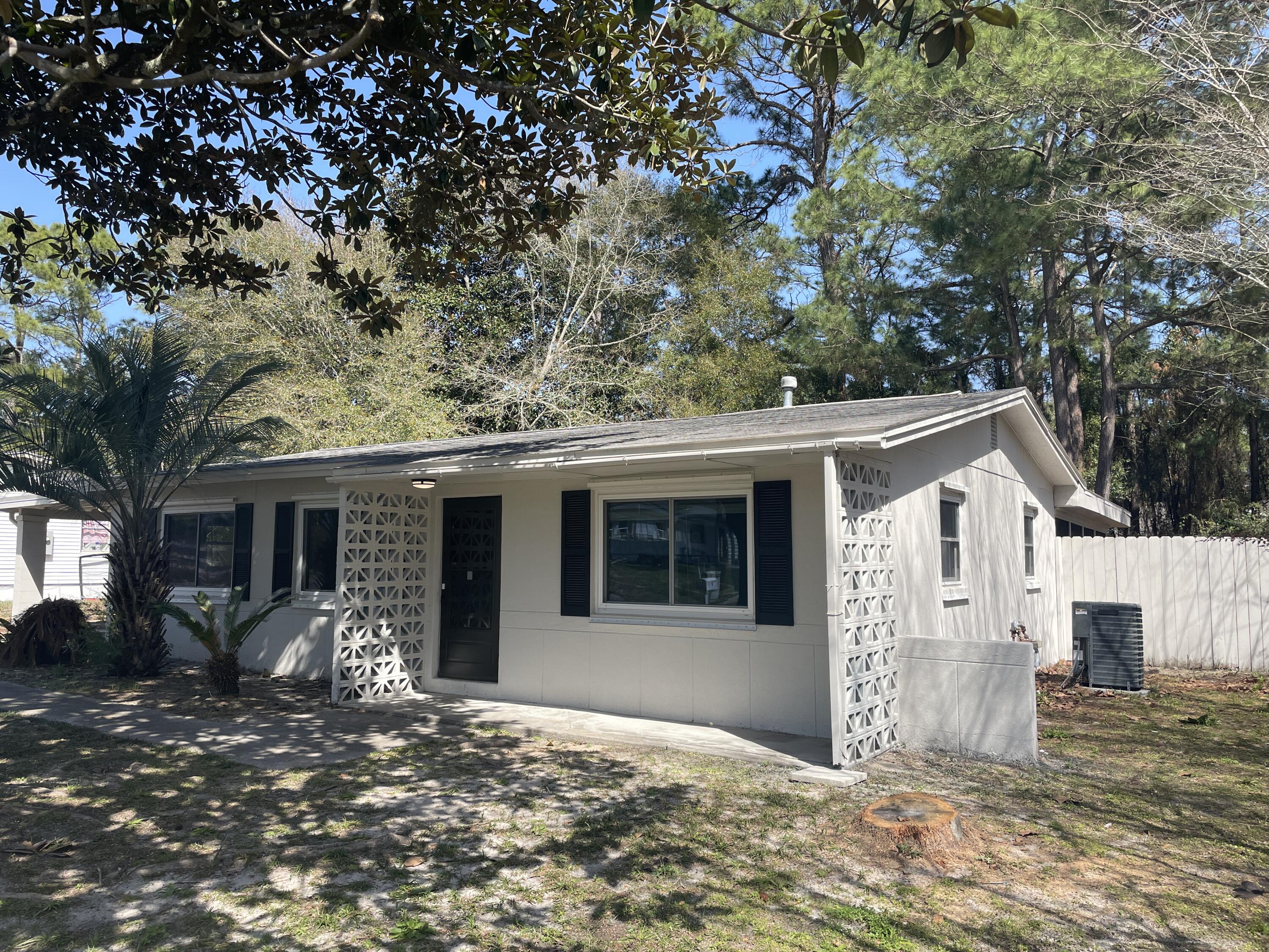 OAK TREE PARK - Residential