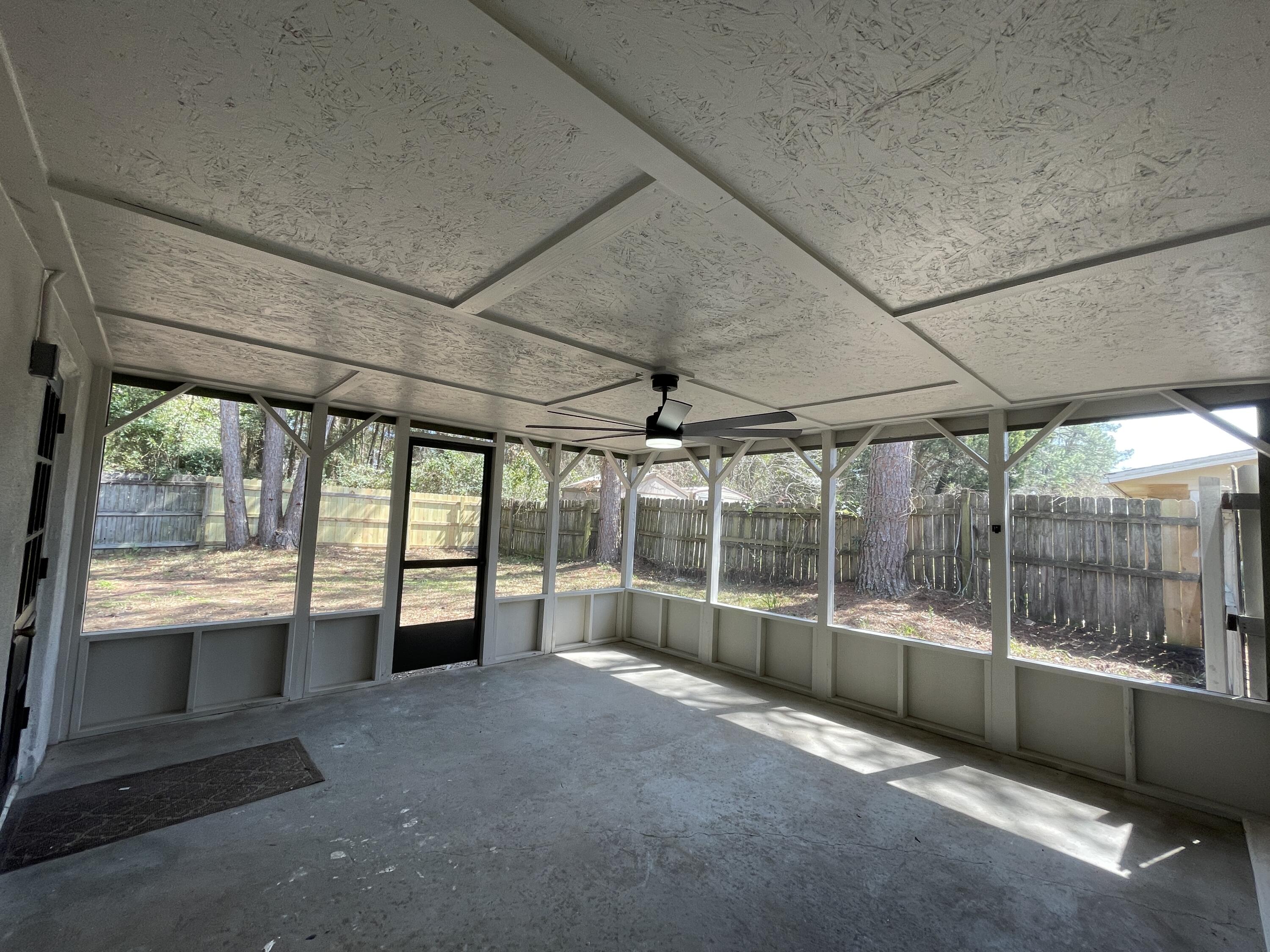 OAK TREE PARK - Residential