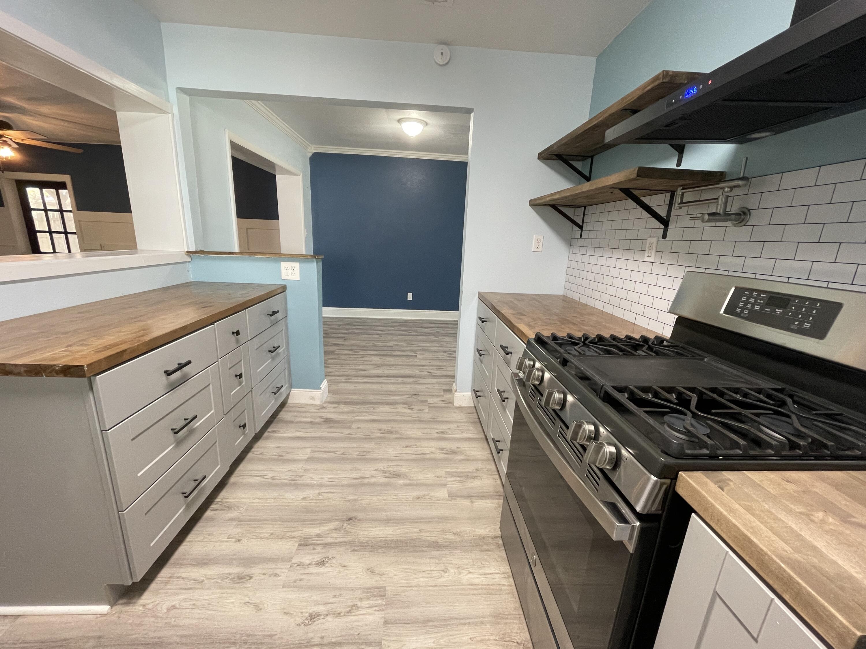 OAK TREE PARK - Residential