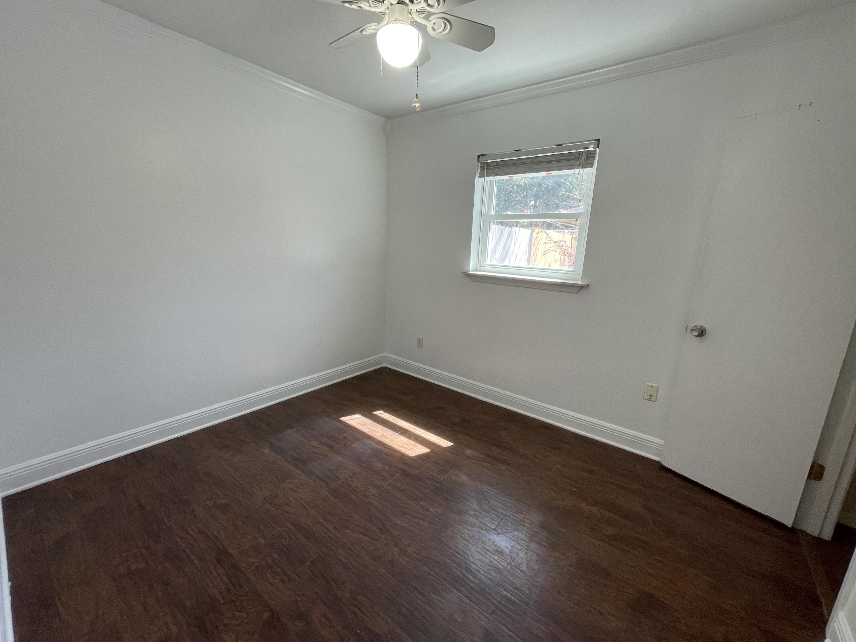 OAK TREE PARK - Residential