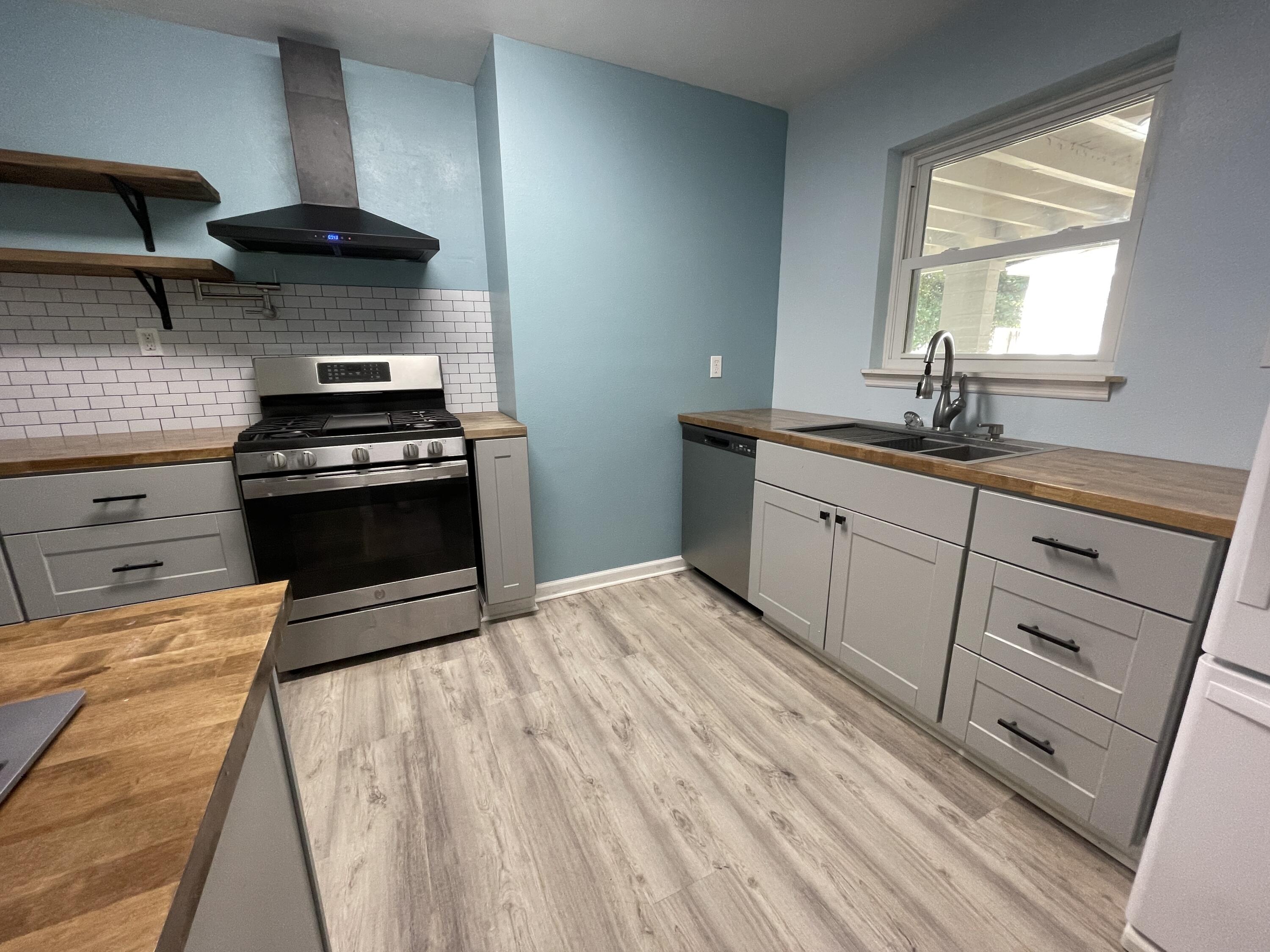 OAK TREE PARK - Residential
