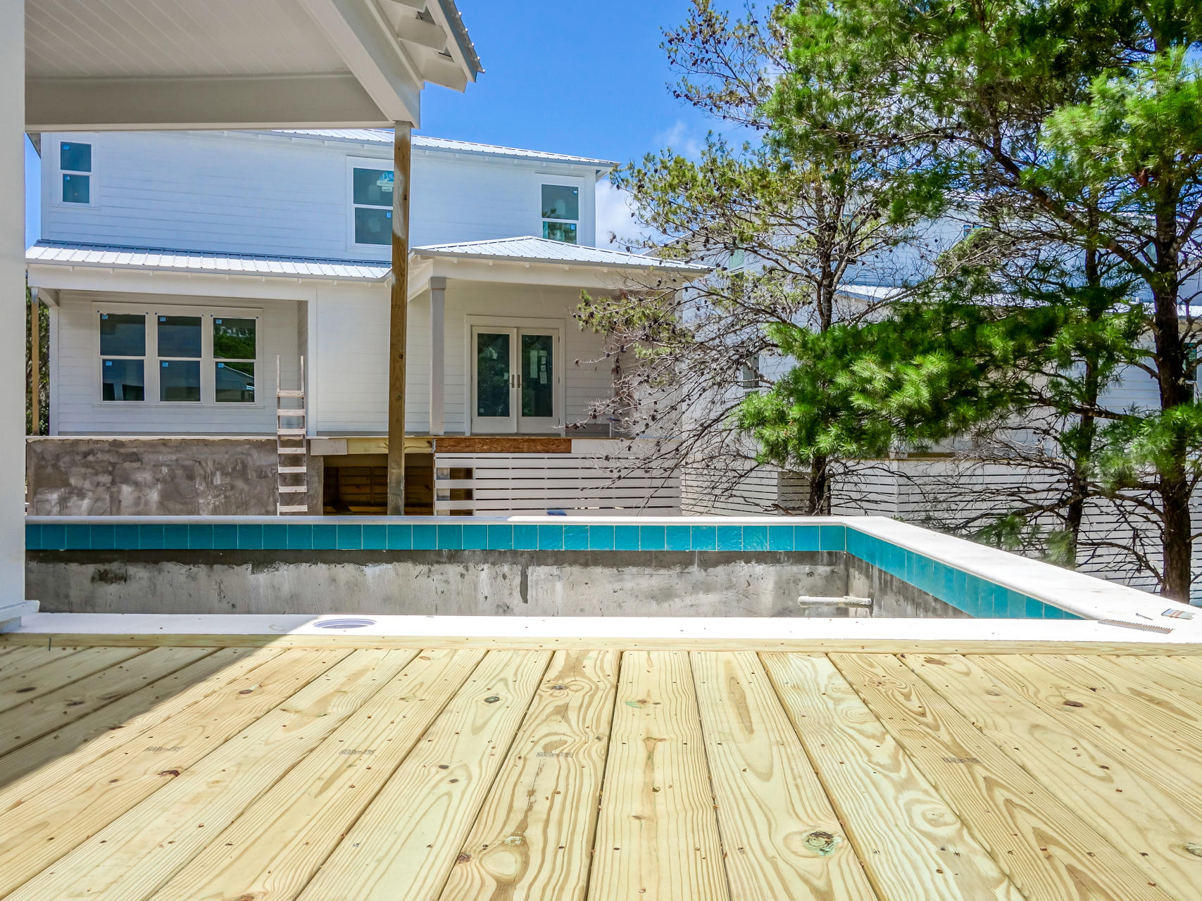 SEABREEZE - Residential