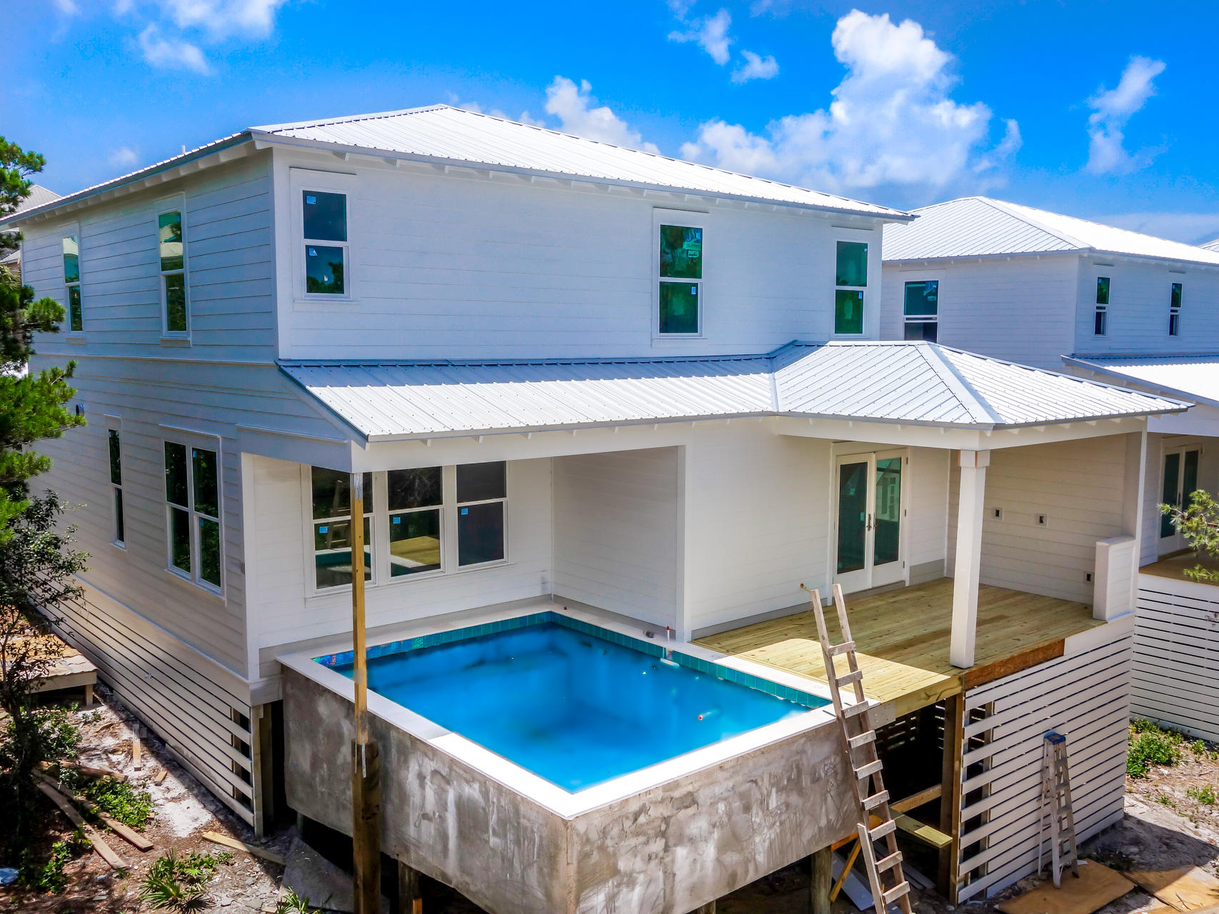SEABREEZE - Residential