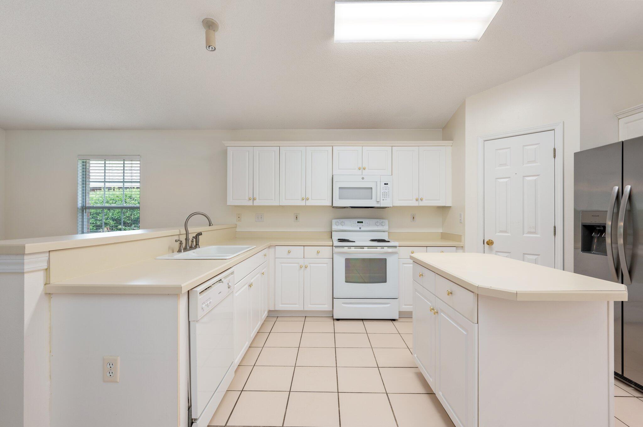 MAGNOLIA PLANATION - Residential Lease